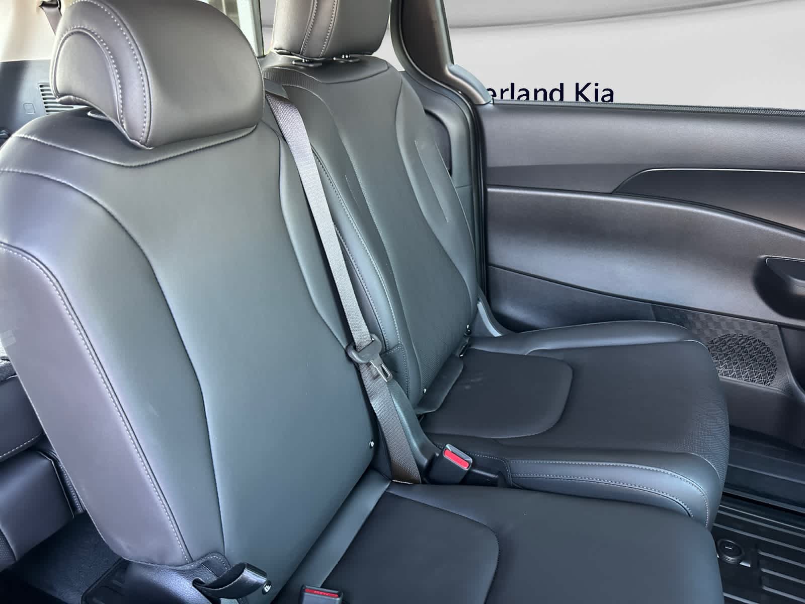 New 2027 Kia Carnival MPV Van