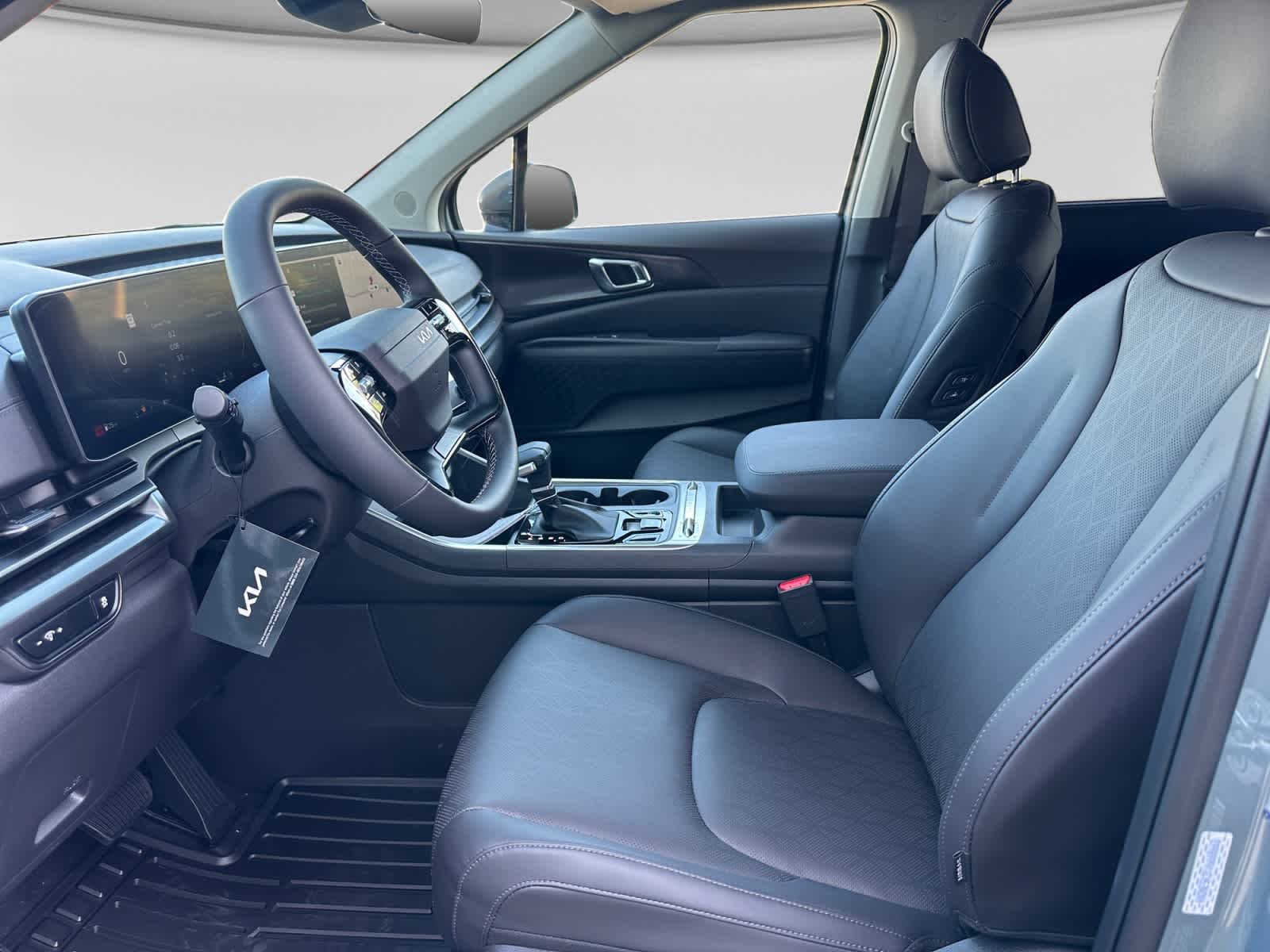 New 2027 Kia Carnival MPV Van