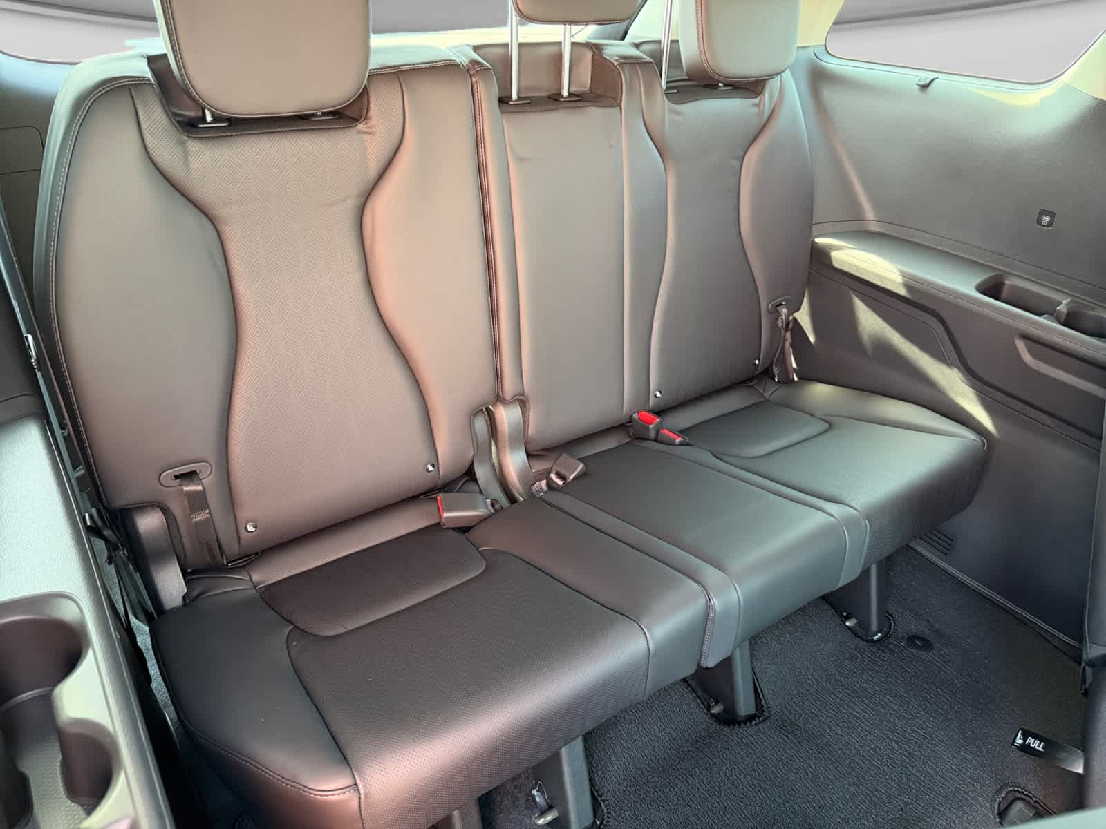 New 2027 Kia Carnival MPV Hybrid Van