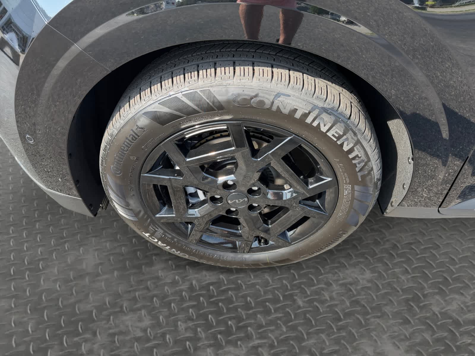 New 2027 Kia Carnival MPV Hybrid Van