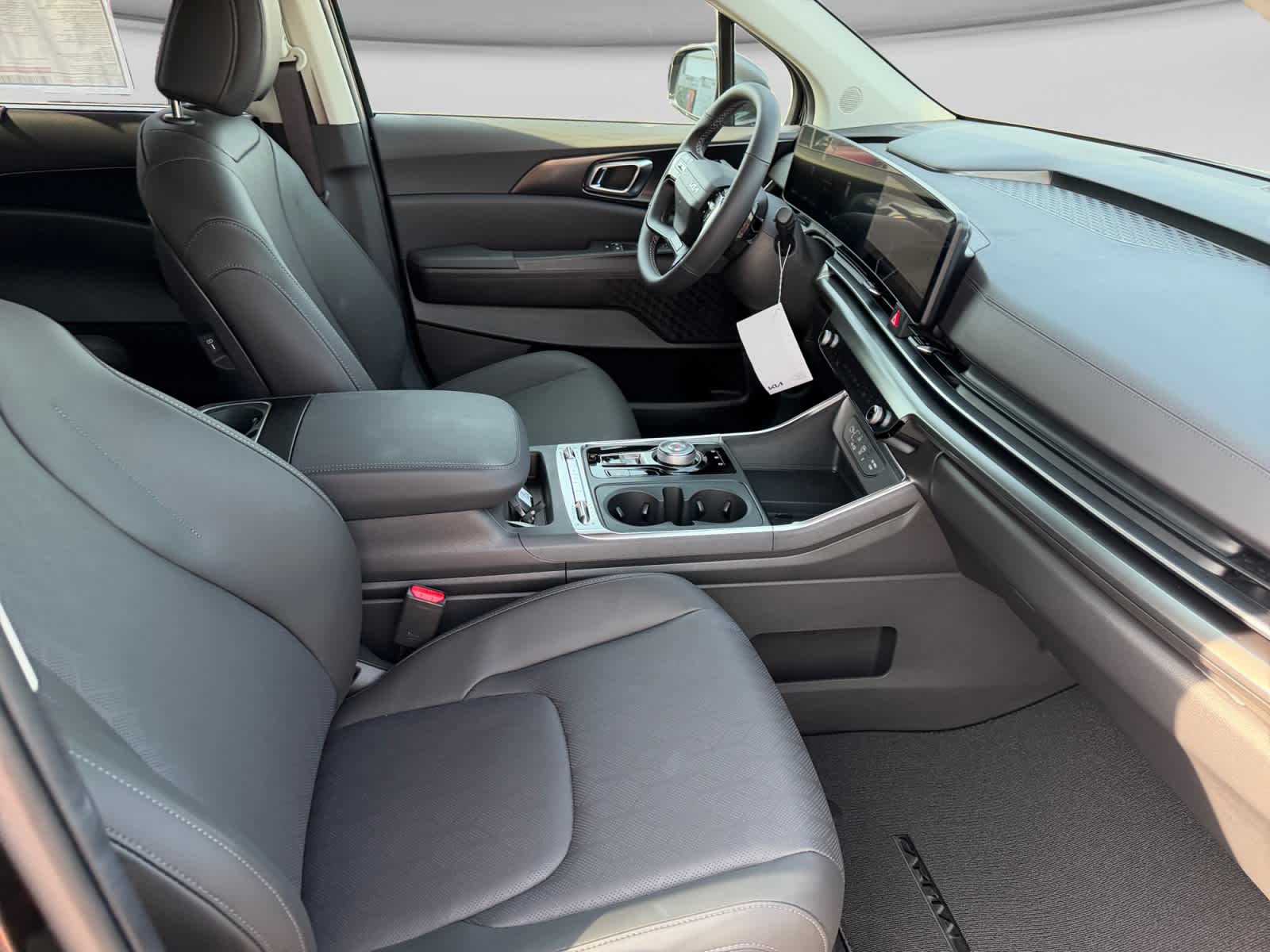 New 2027 Kia Carnival MPV Hybrid Van