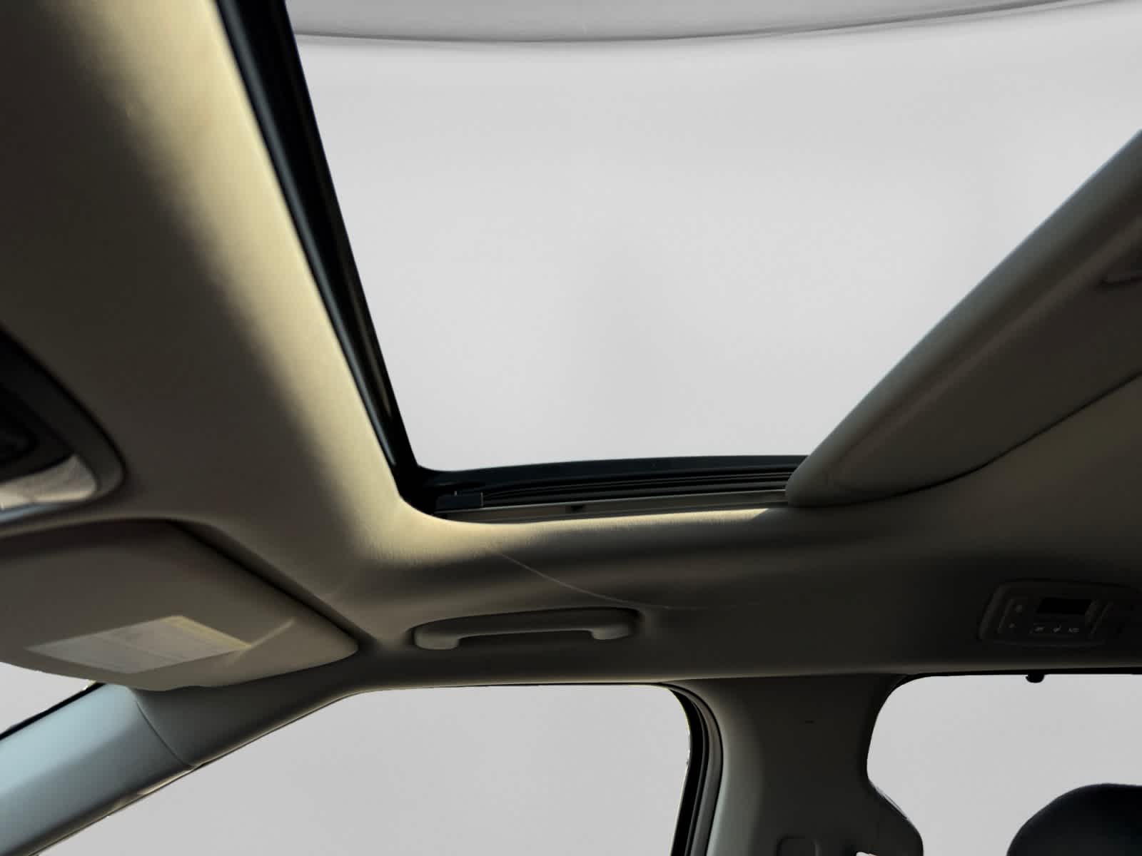 New 2027 Kia Carnival MPV Hybrid Van