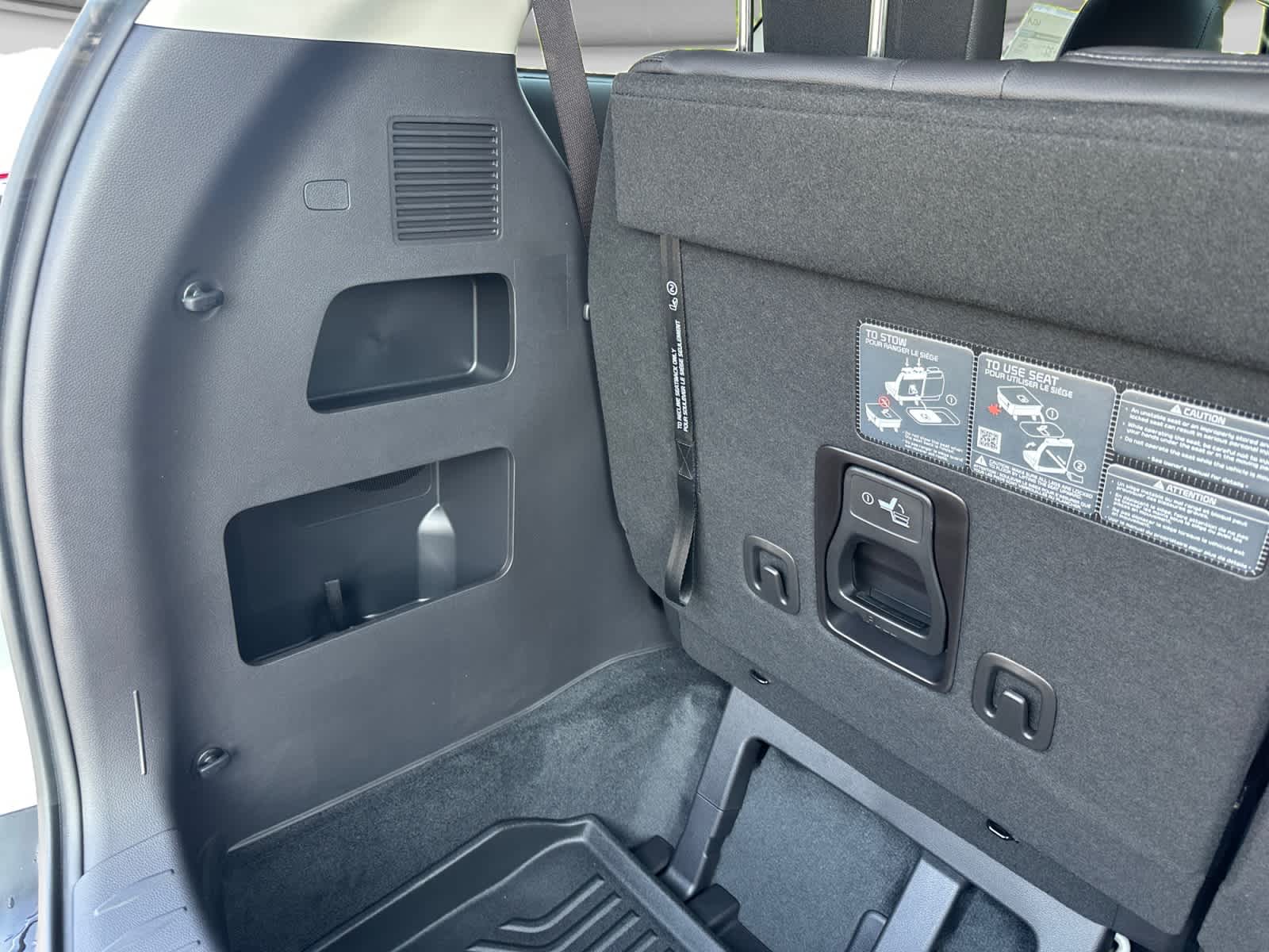 New 2027 Kia Carnival MPV Hybrid Van