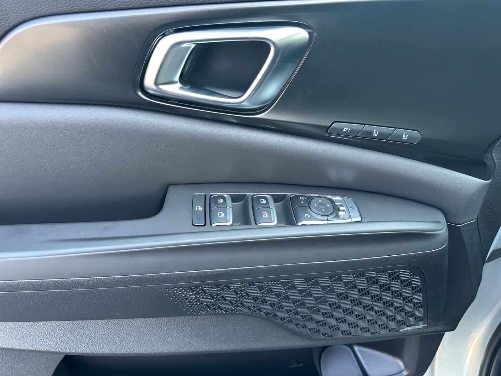 New 2027 Kia Carnival MPV Hybrid Van