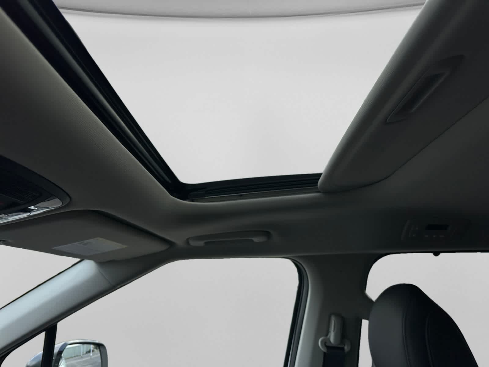 New 2027 Kia Carnival MPV Hybrid Van