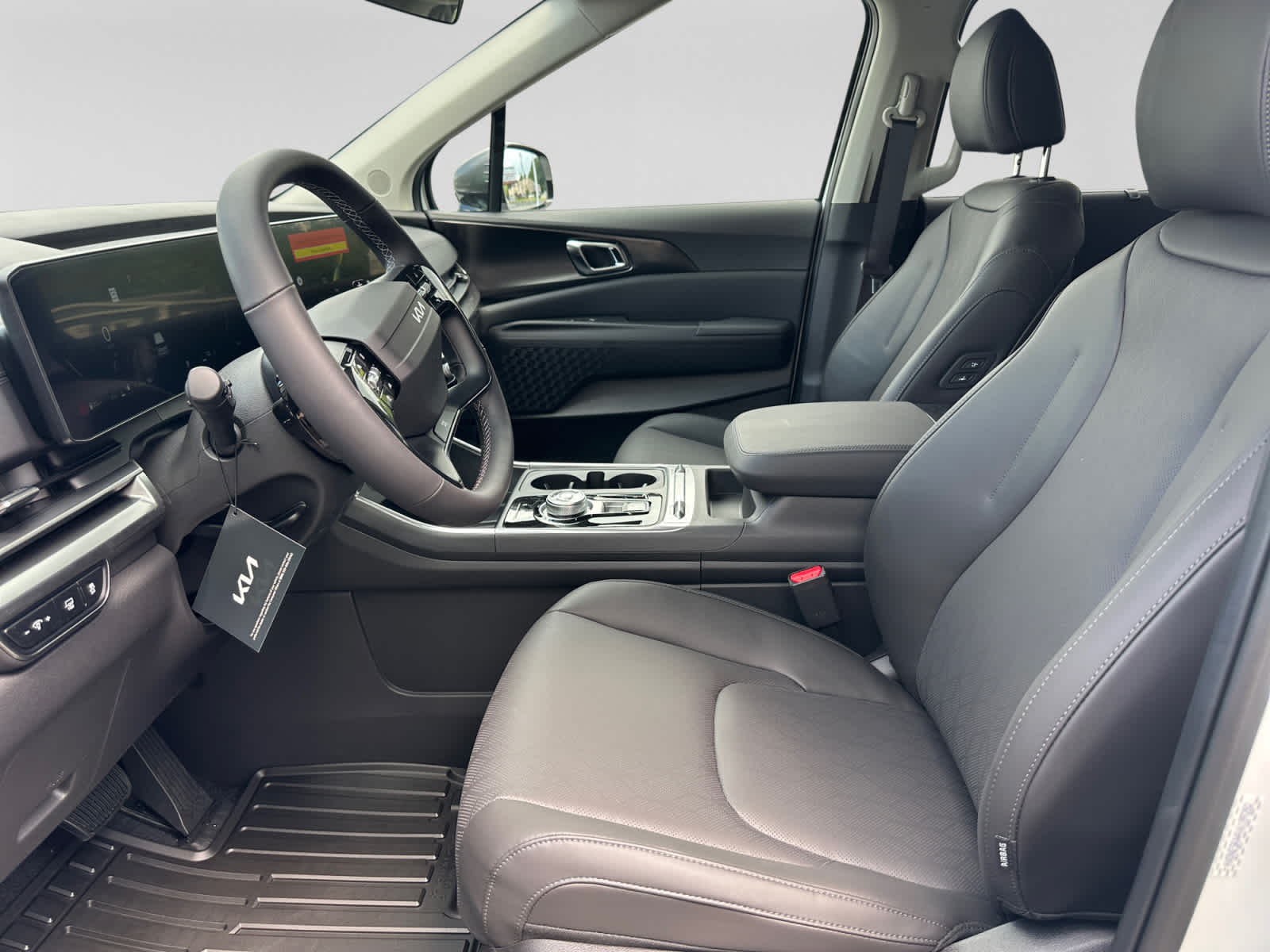 New 2027 Kia Carnival MPV Hybrid Van