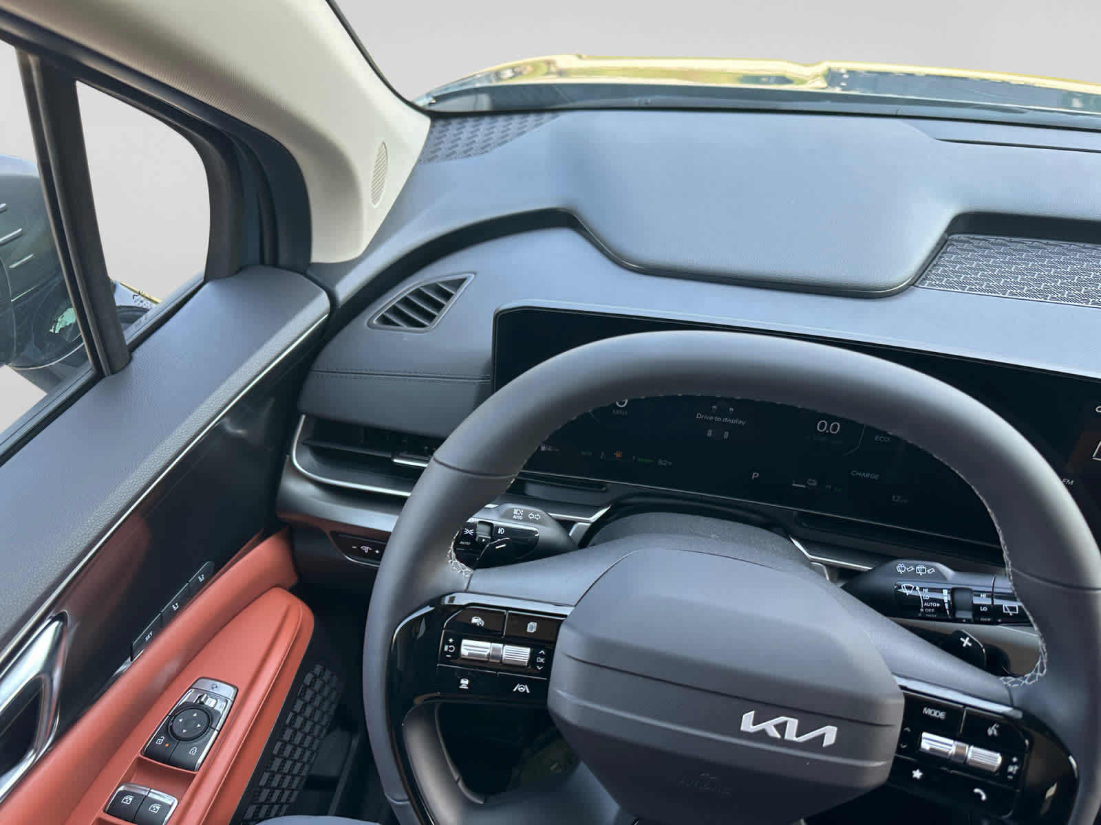 New 2027 Kia Carnival MPV Hybrid Van