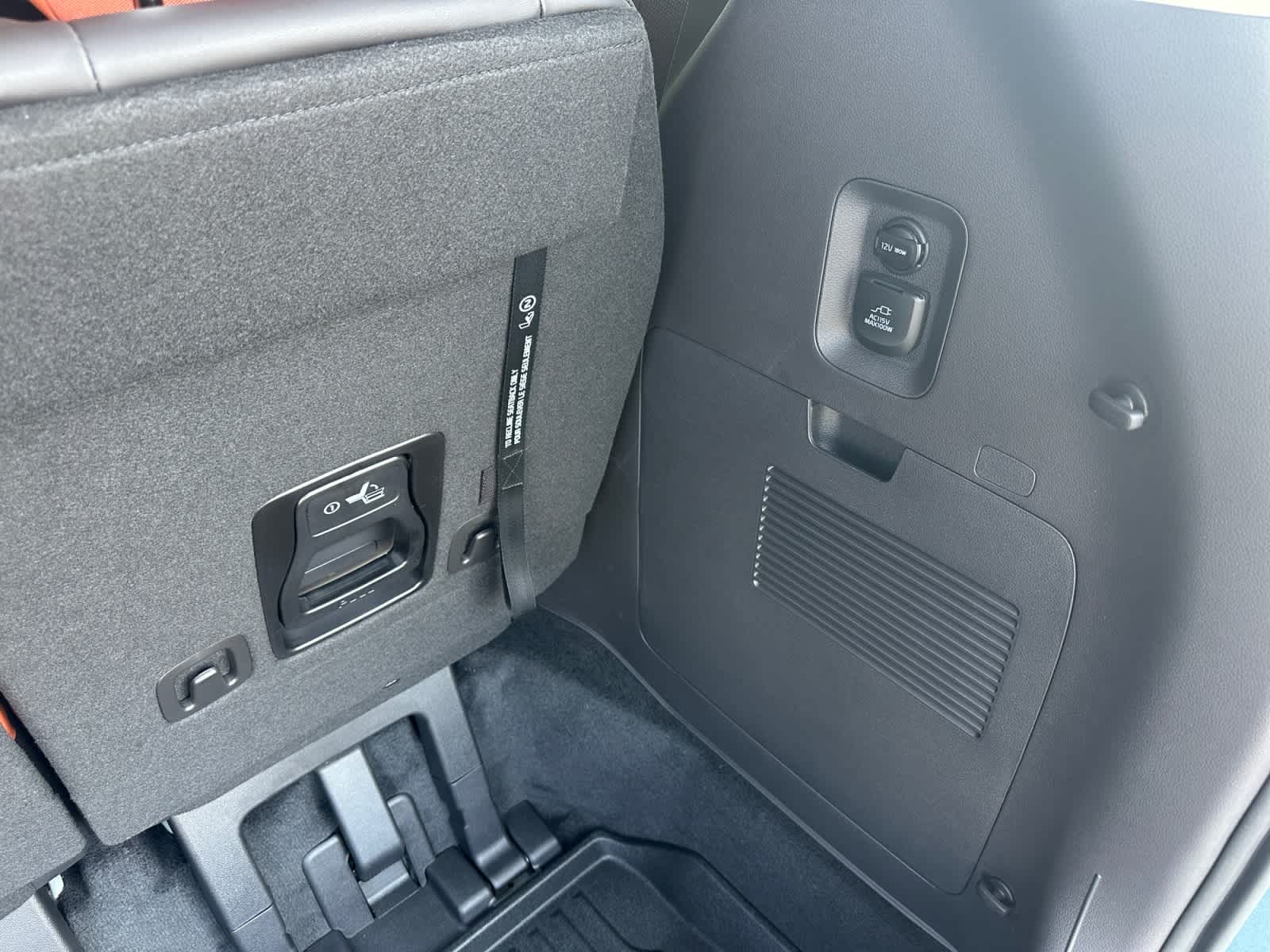 New 2027 Kia Carnival MPV Hybrid Van