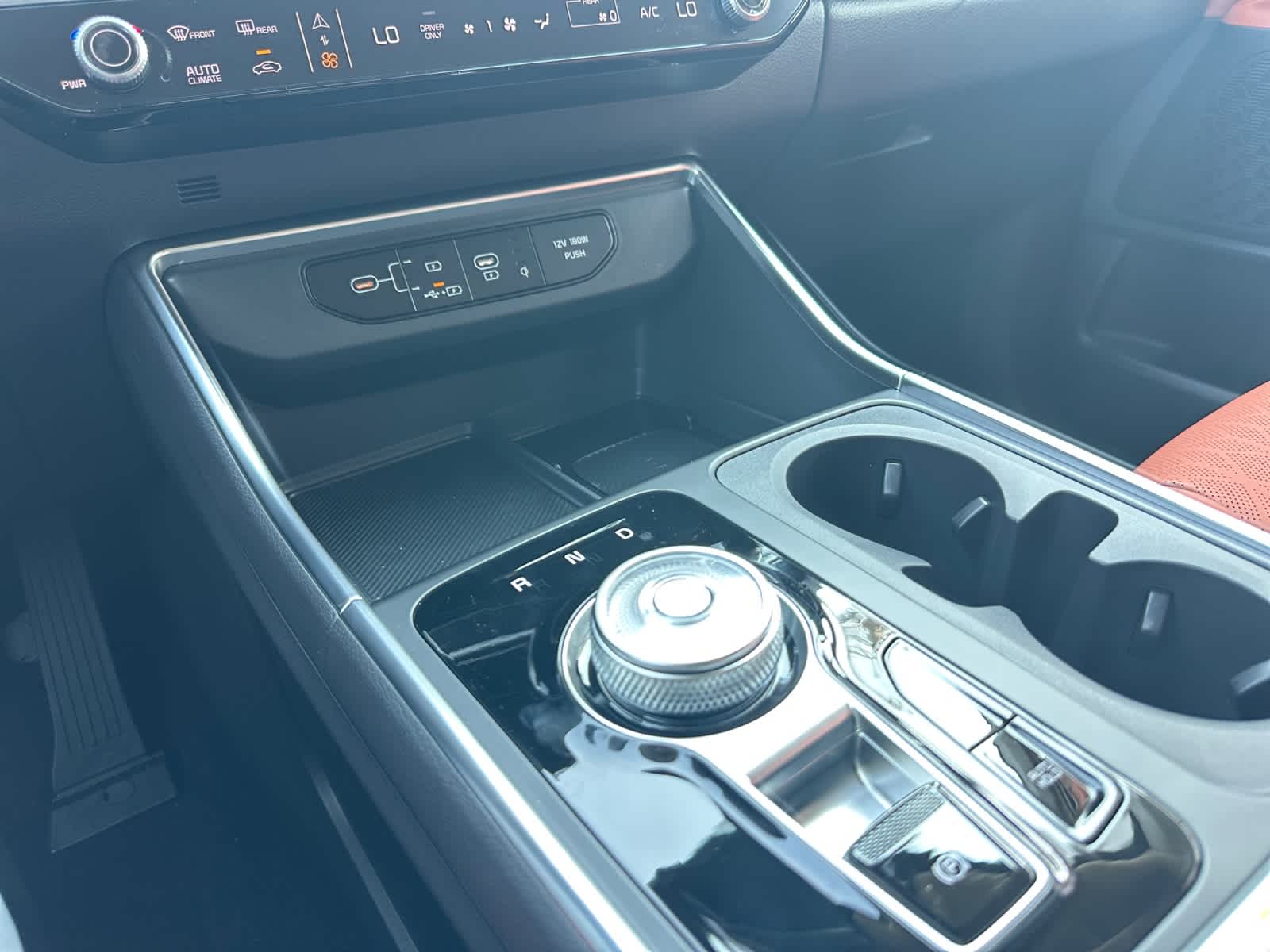 New 2027 Kia Carnival MPV Hybrid Van
