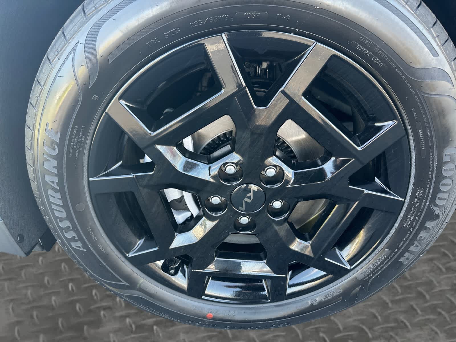 New 2027 Kia Carnival MPV Hybrid Van