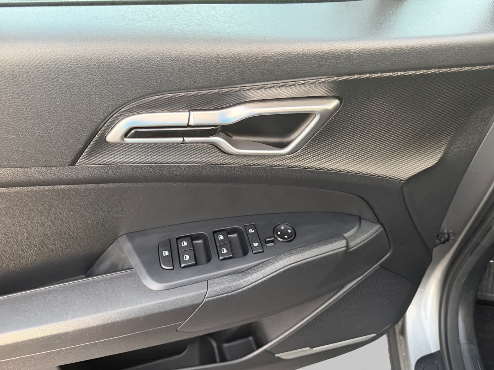 Used 2025 Kia Sportage Hybrid SUV