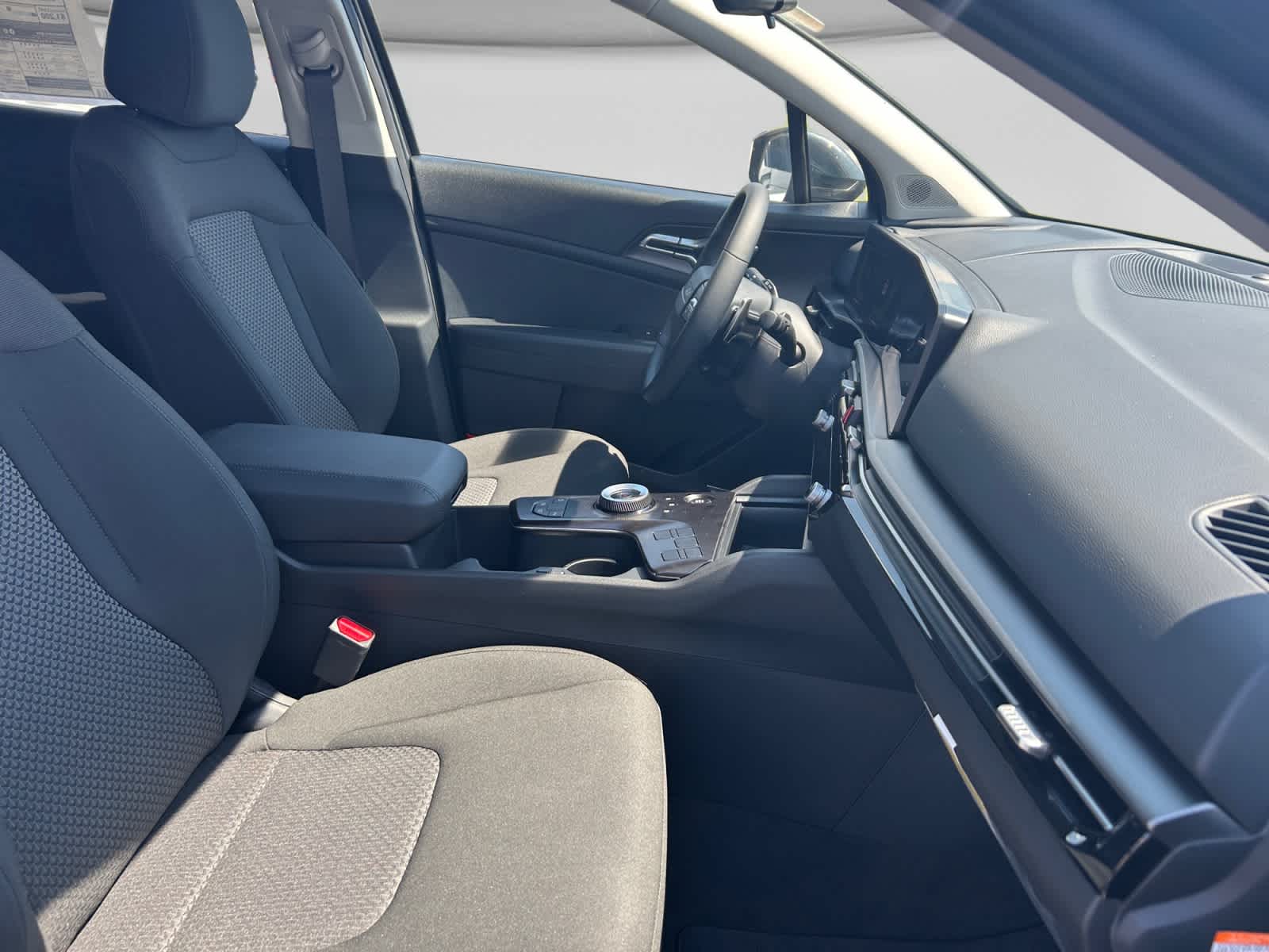 2026 Kia Sportage LX Hybrid - Photo 22