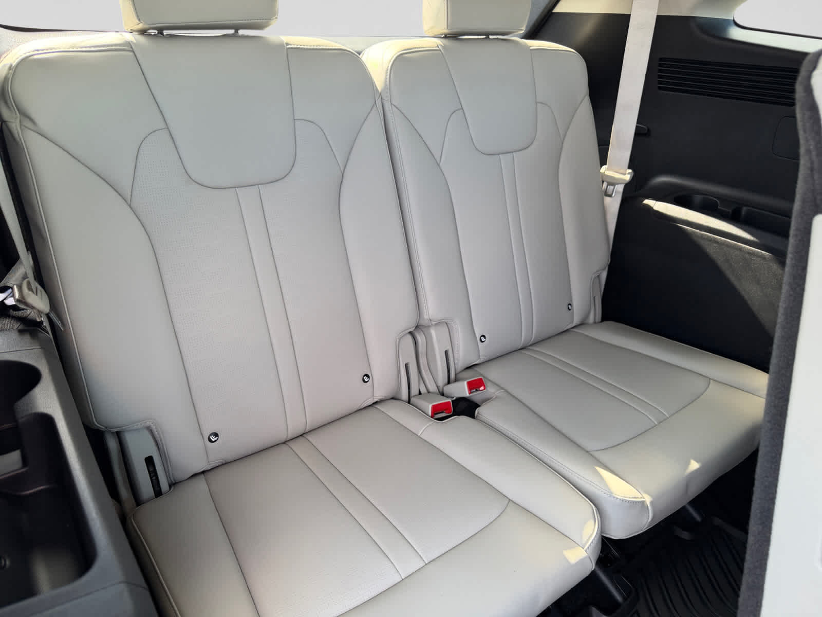 New 2026 Kia Sorento Hybrid SUV