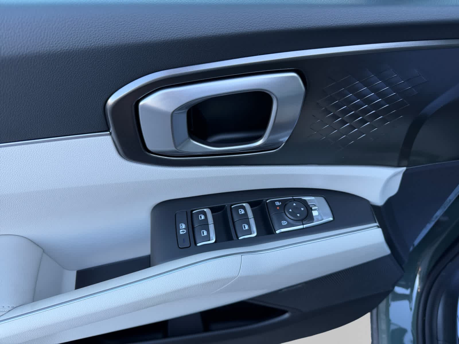 New 2026 Kia Sorento Hybrid SUV