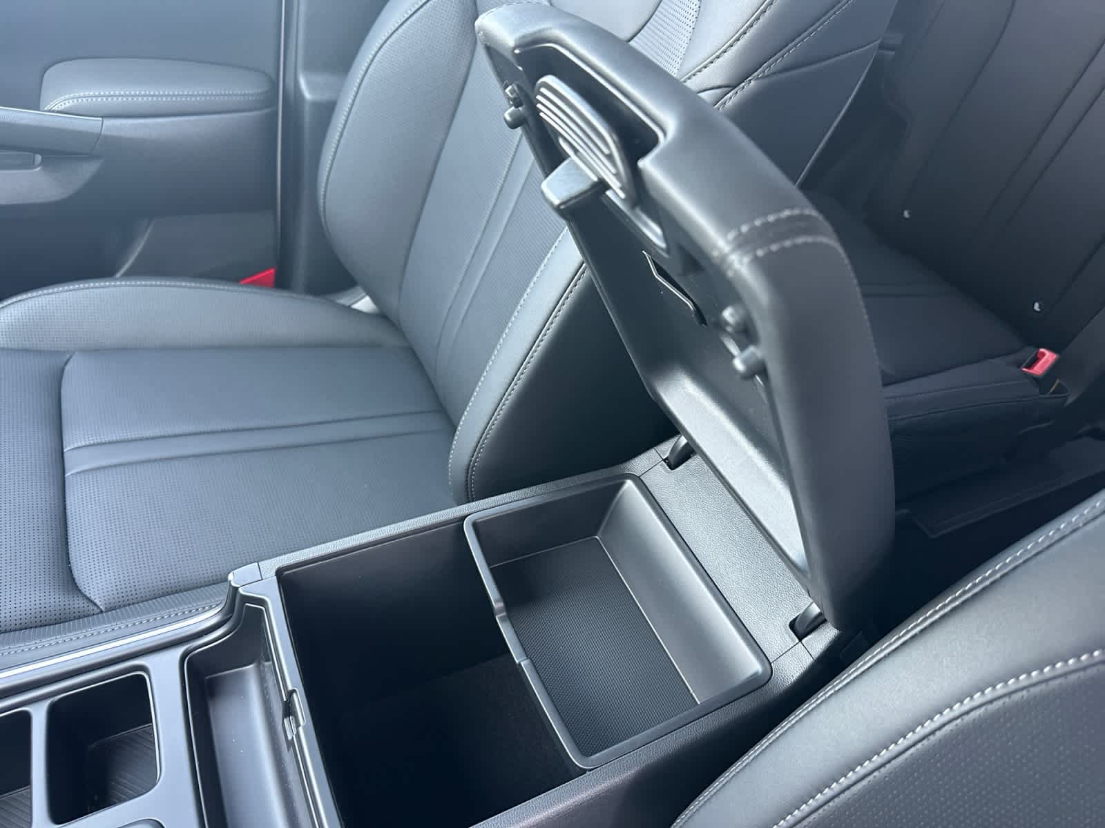 New 2026 Kia Sorento Hybrid SUV