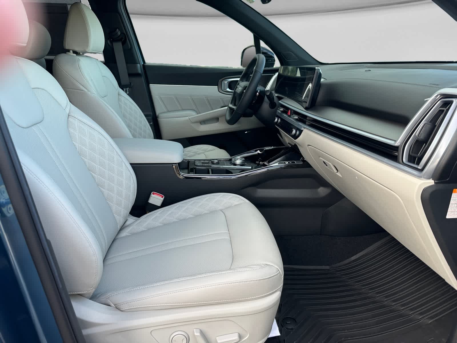 New 2026 Kia Sorento Hybrid SUV