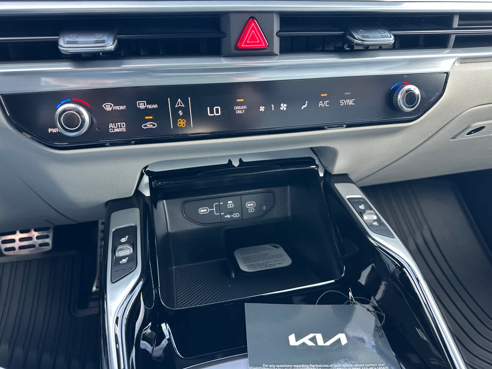New 2026 Kia Sorento Hybrid SUV