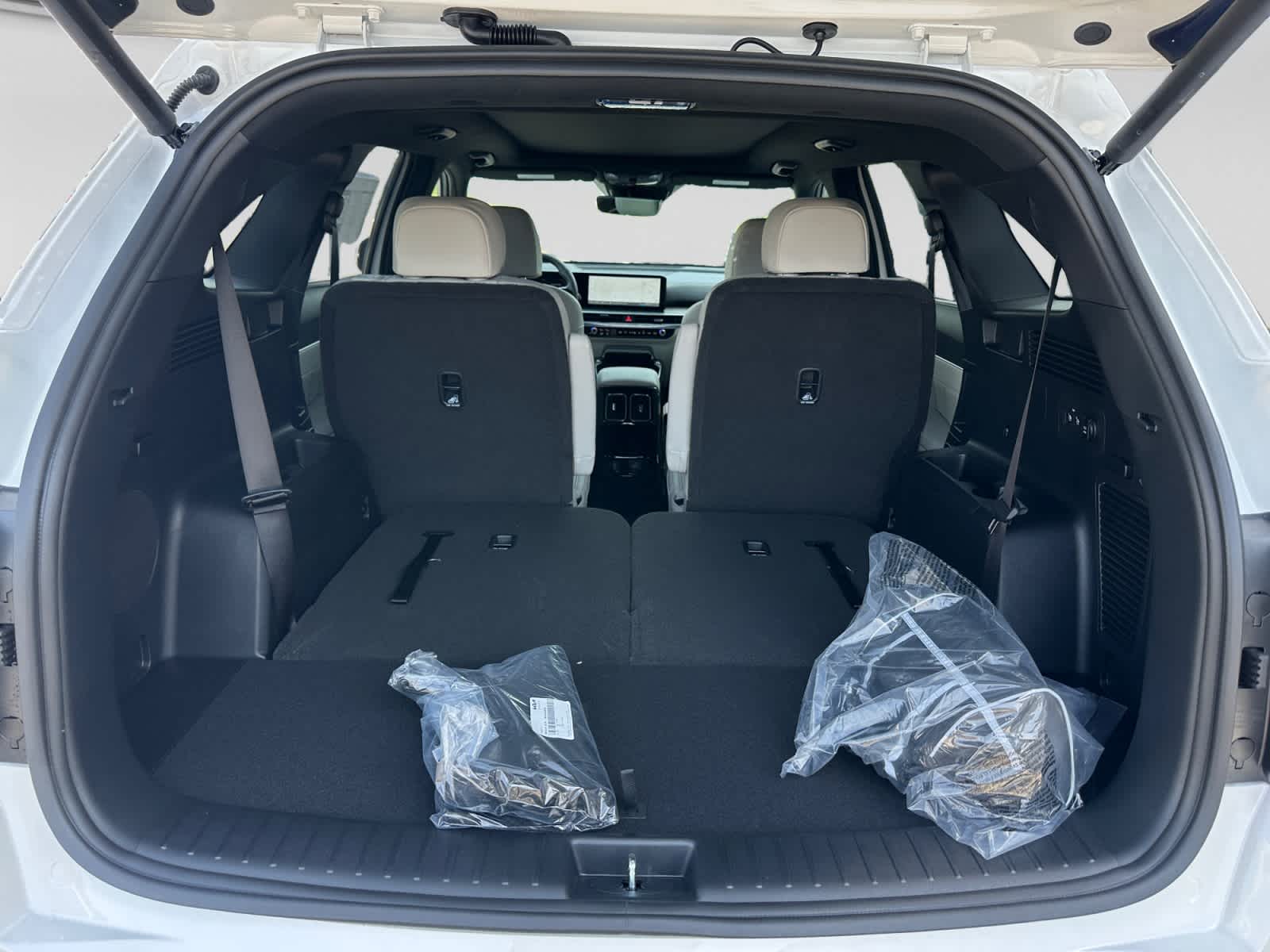 New 2026 Kia Sorento Hybrid SUV