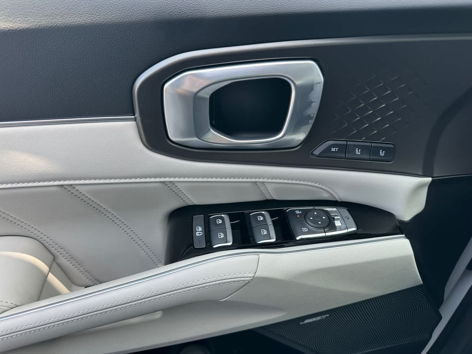 New 2026 Kia Sorento Hybrid SUV