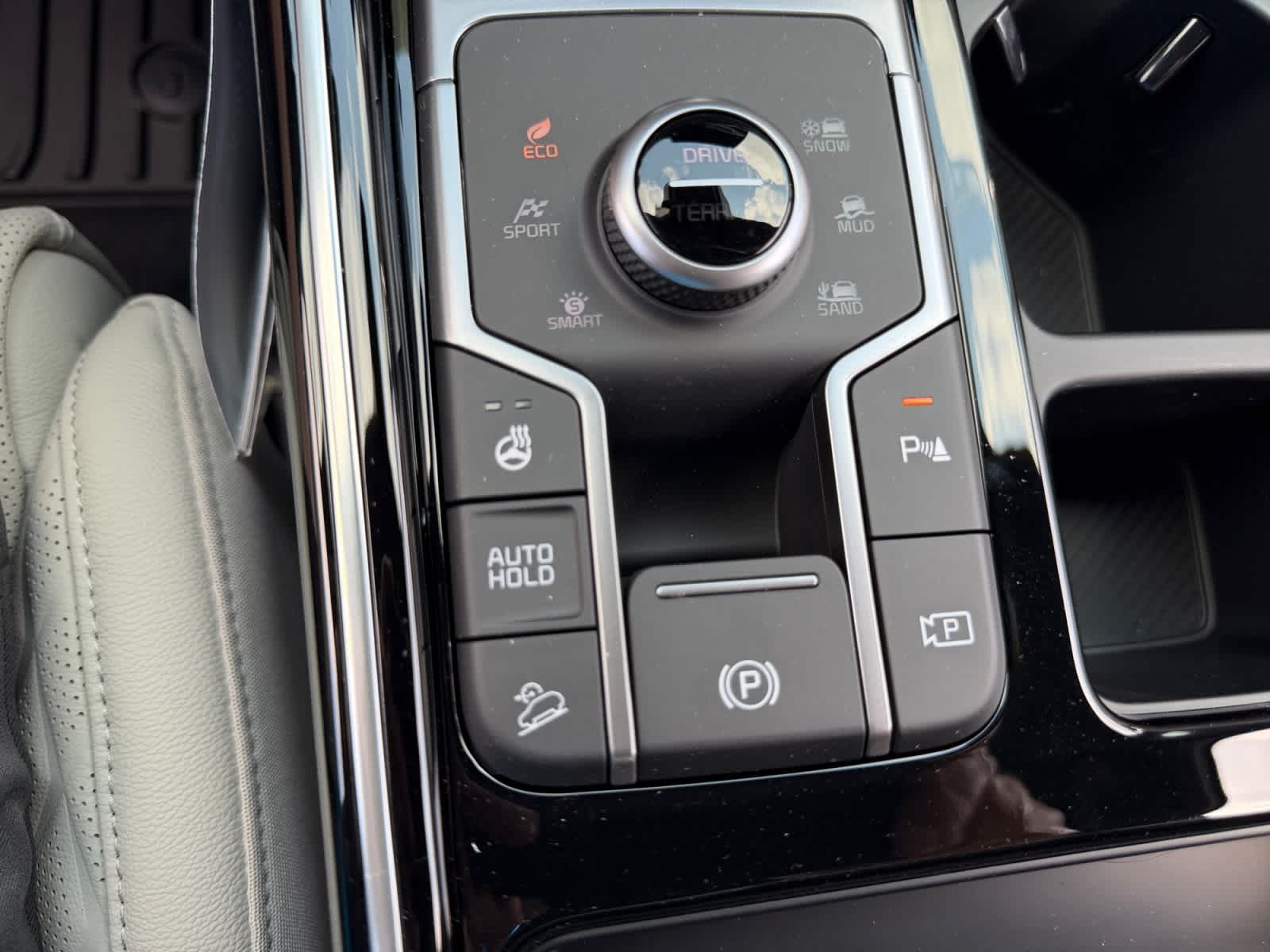 New 2026 Kia Sorento Hybrid SUV