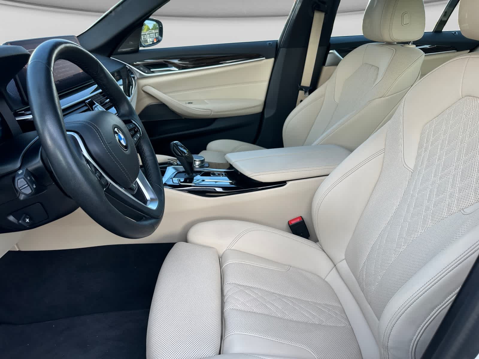 Used 2023 BMW 530i xDrive Sedan