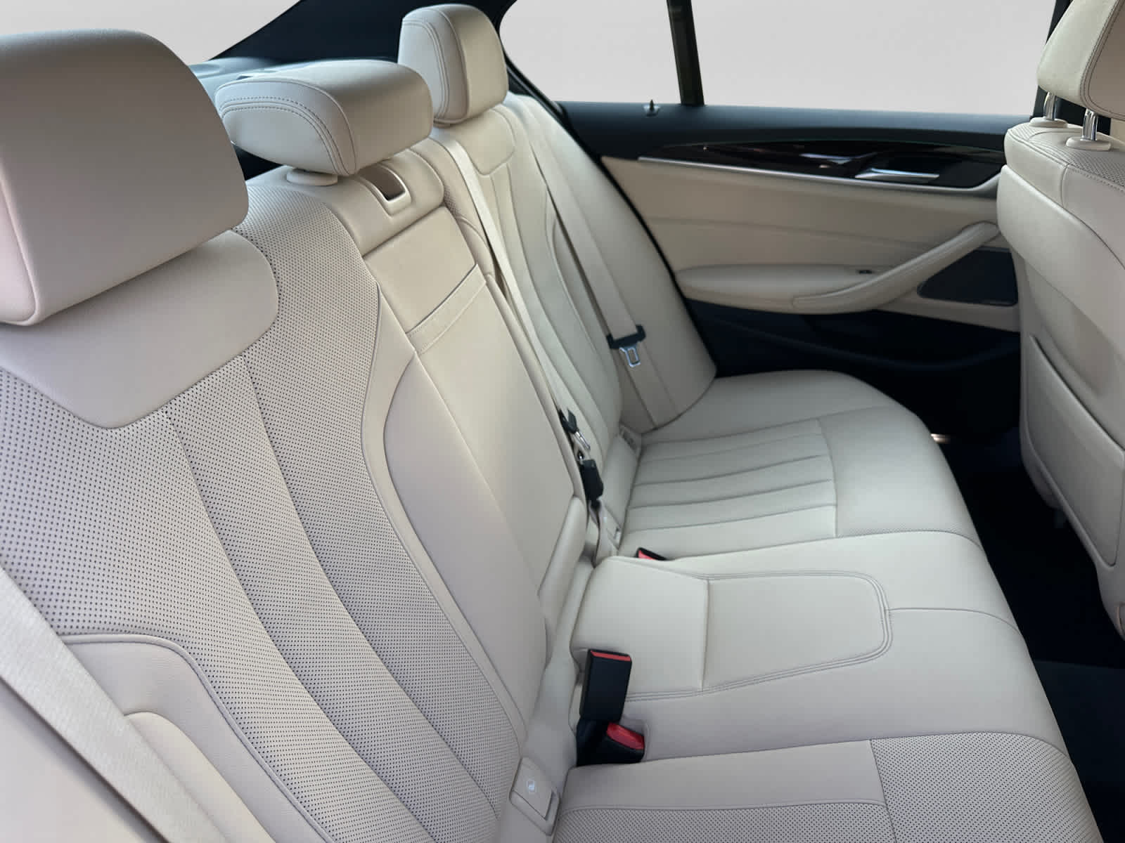 Used 2023 BMW 530i xDrive Sedan