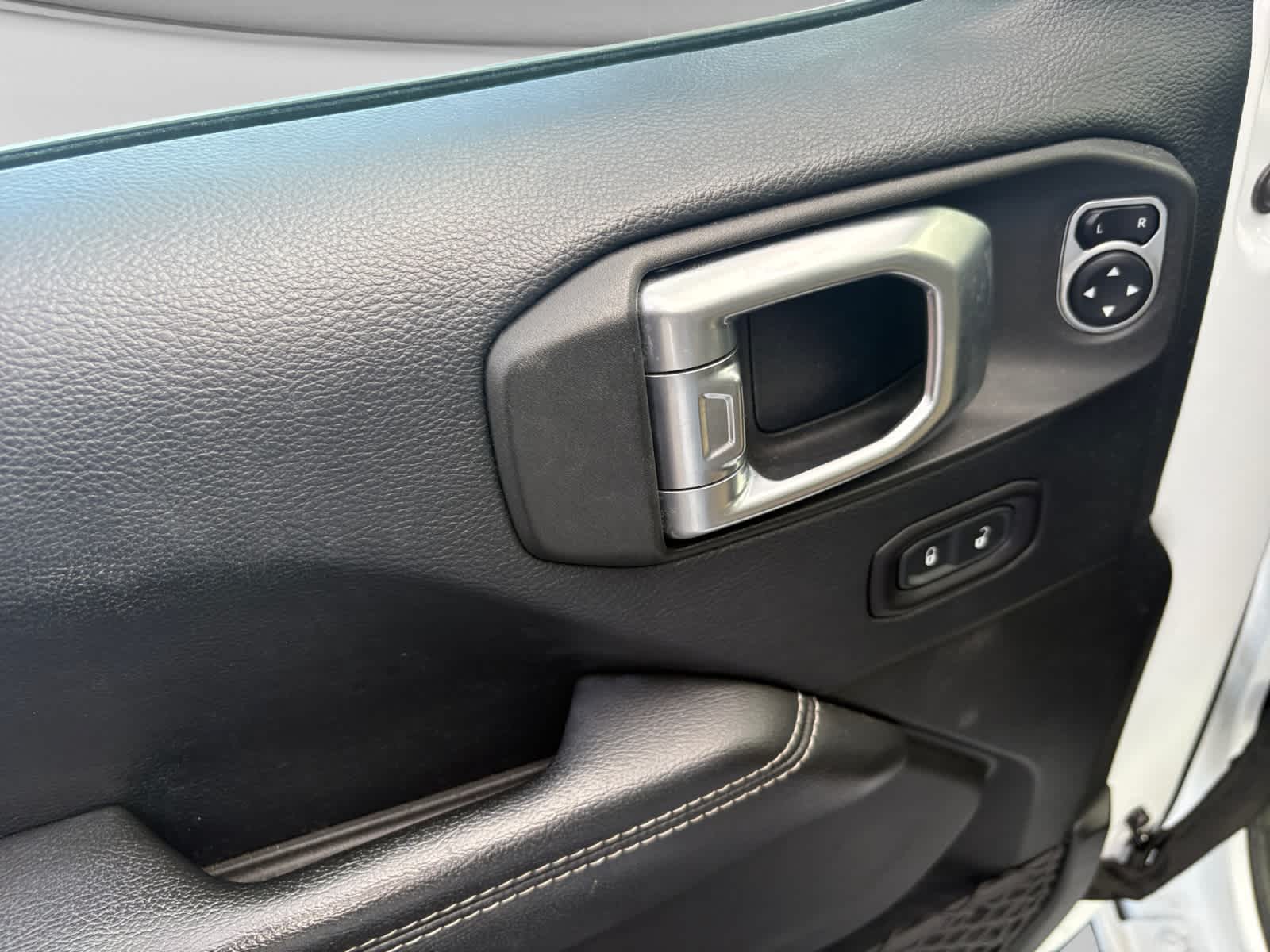 Used 2018 Jeep Wrangler Unlimited Sedan