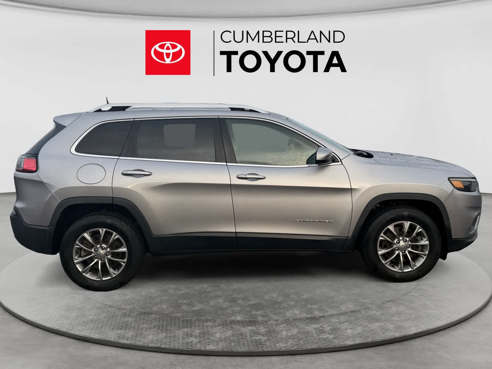 Used 2019 Jeep Cherokee SUV