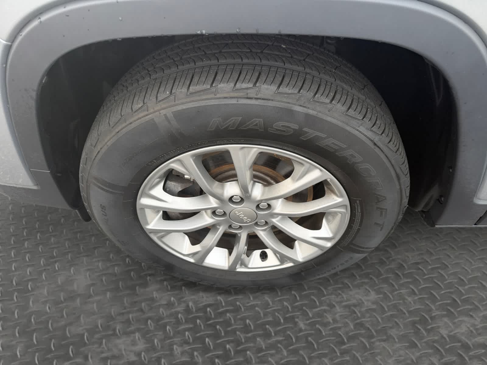 Used 2019 Jeep Cherokee SUV