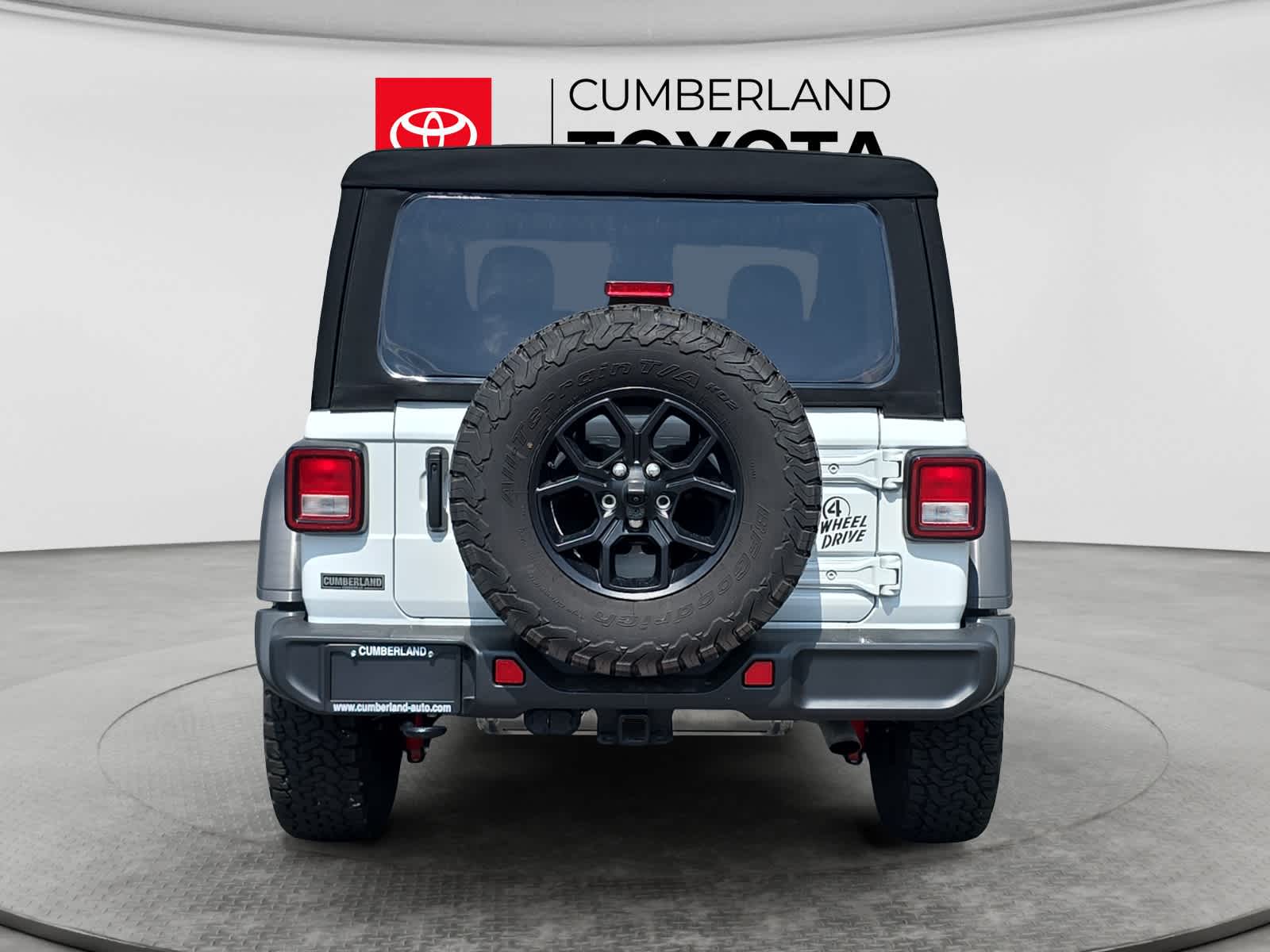 Used 2024 Jeep Wrangler SUV