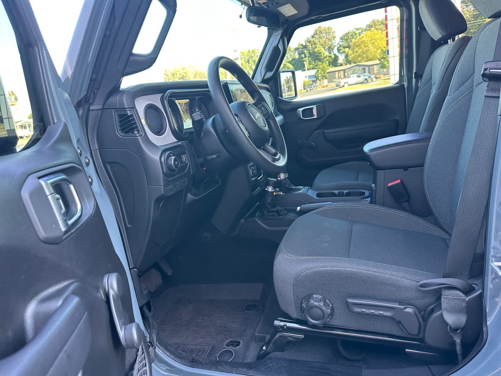 Used 2024 Jeep Wrangler SUV