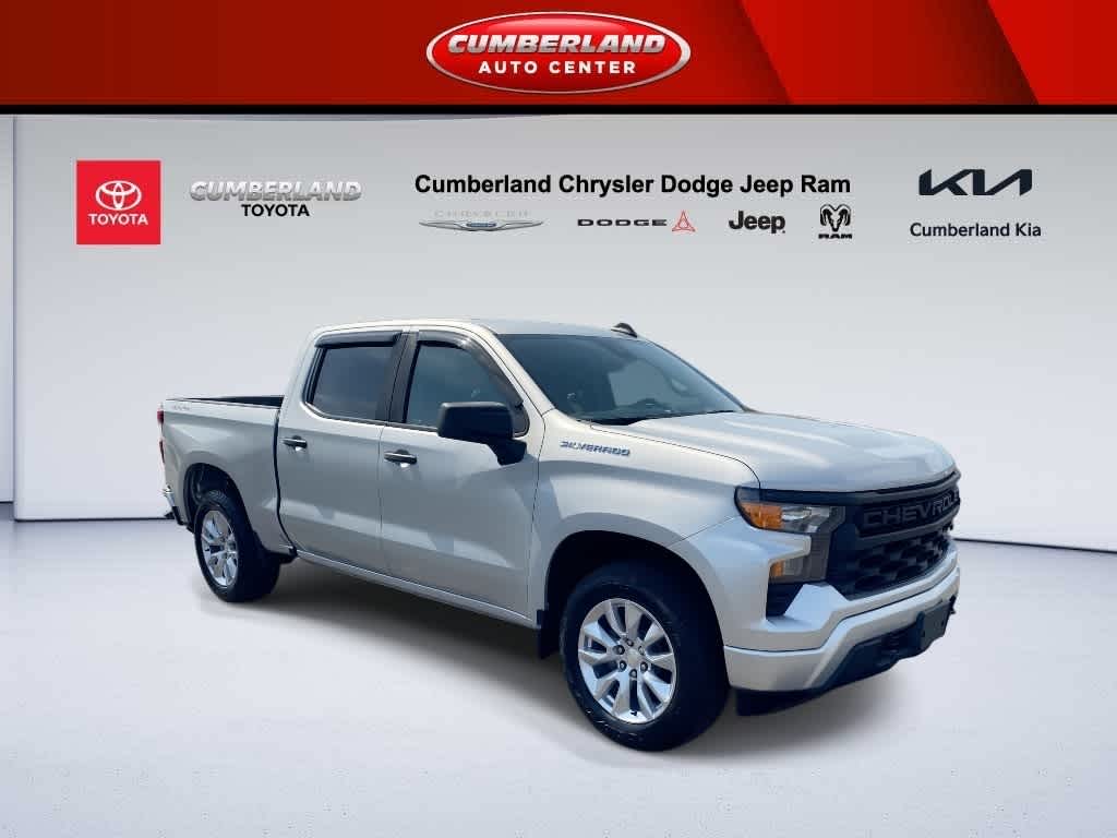 2022 Chevrolet Silverado 1500 Custom Crew Cab 4WD