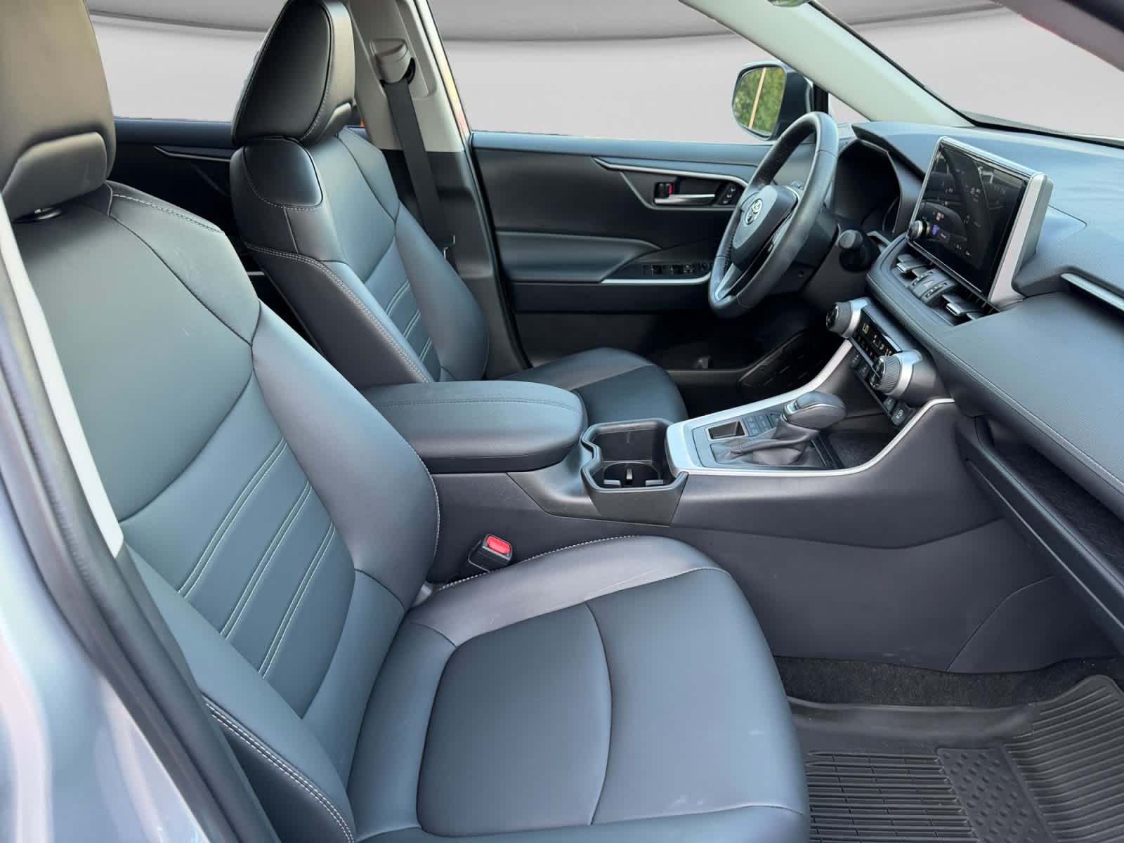 Used 2025 Toyota RAV4 SUV