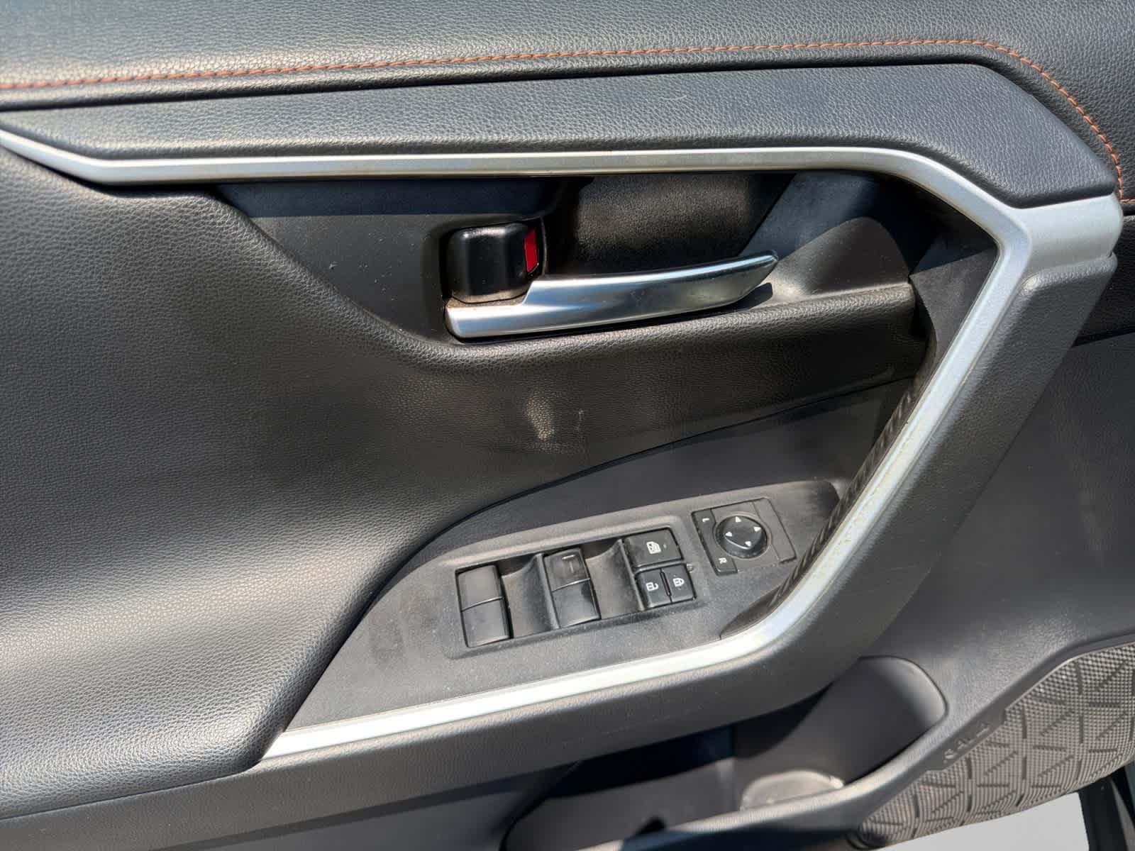 Used 2019 Toyota RAV4 SUV