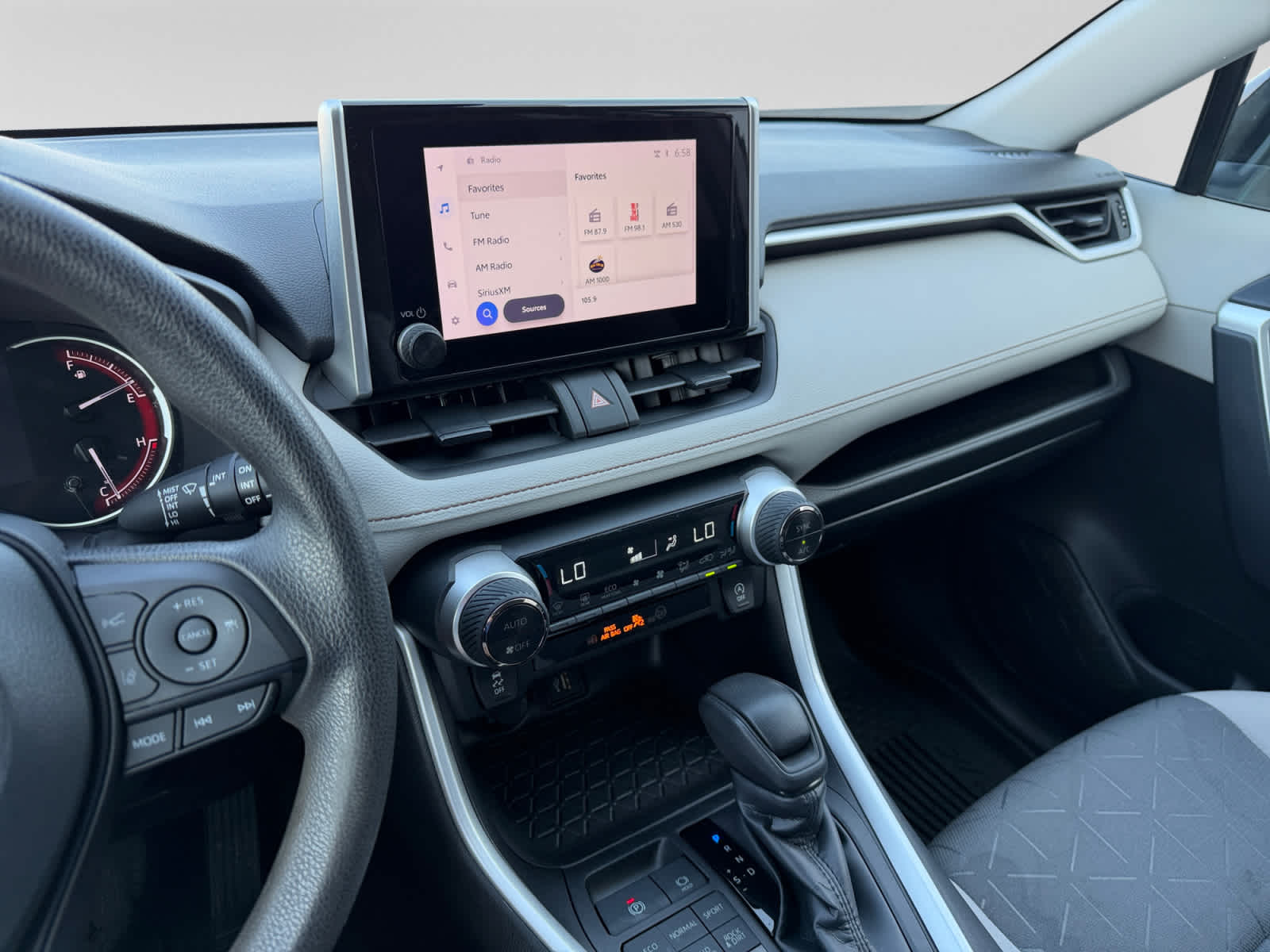 Used 2024 Toyota RAV4 SUV