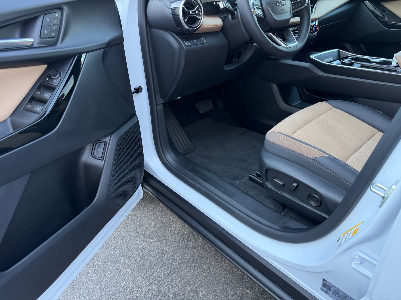 Used 2026 Chevrolet Equinox SUV
