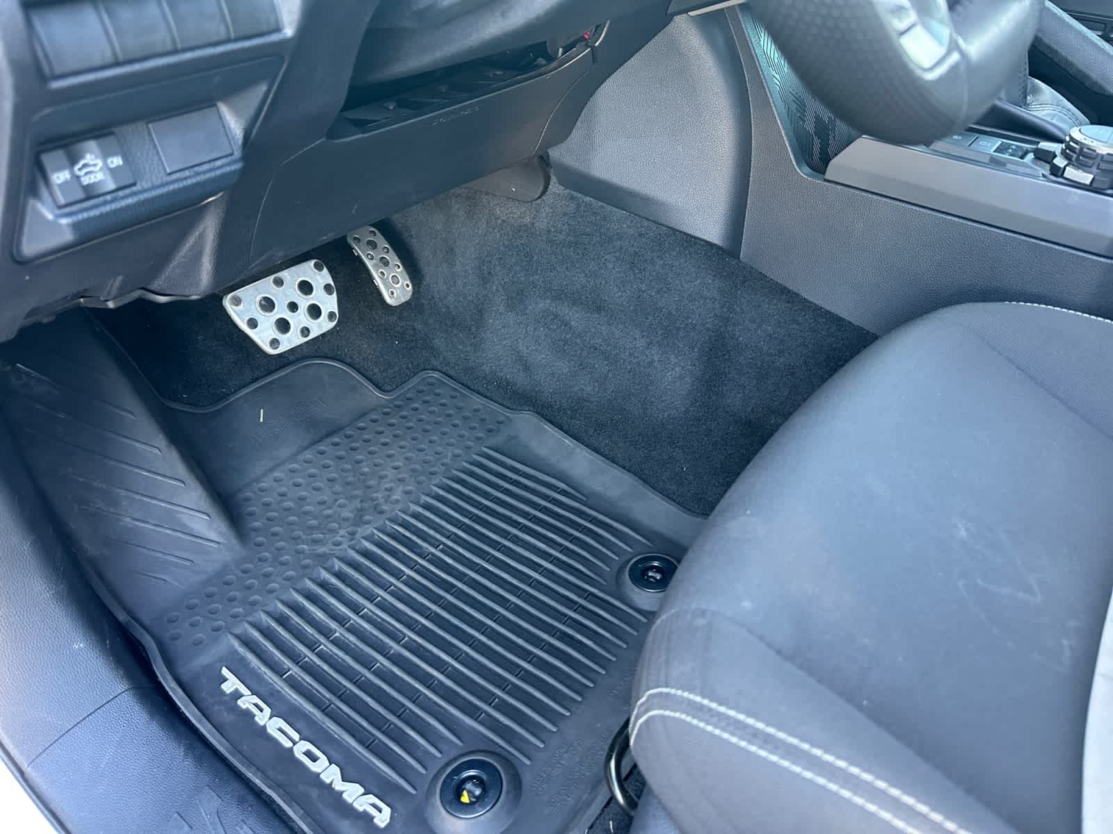 Used 2025 Toyota Tacoma Truck