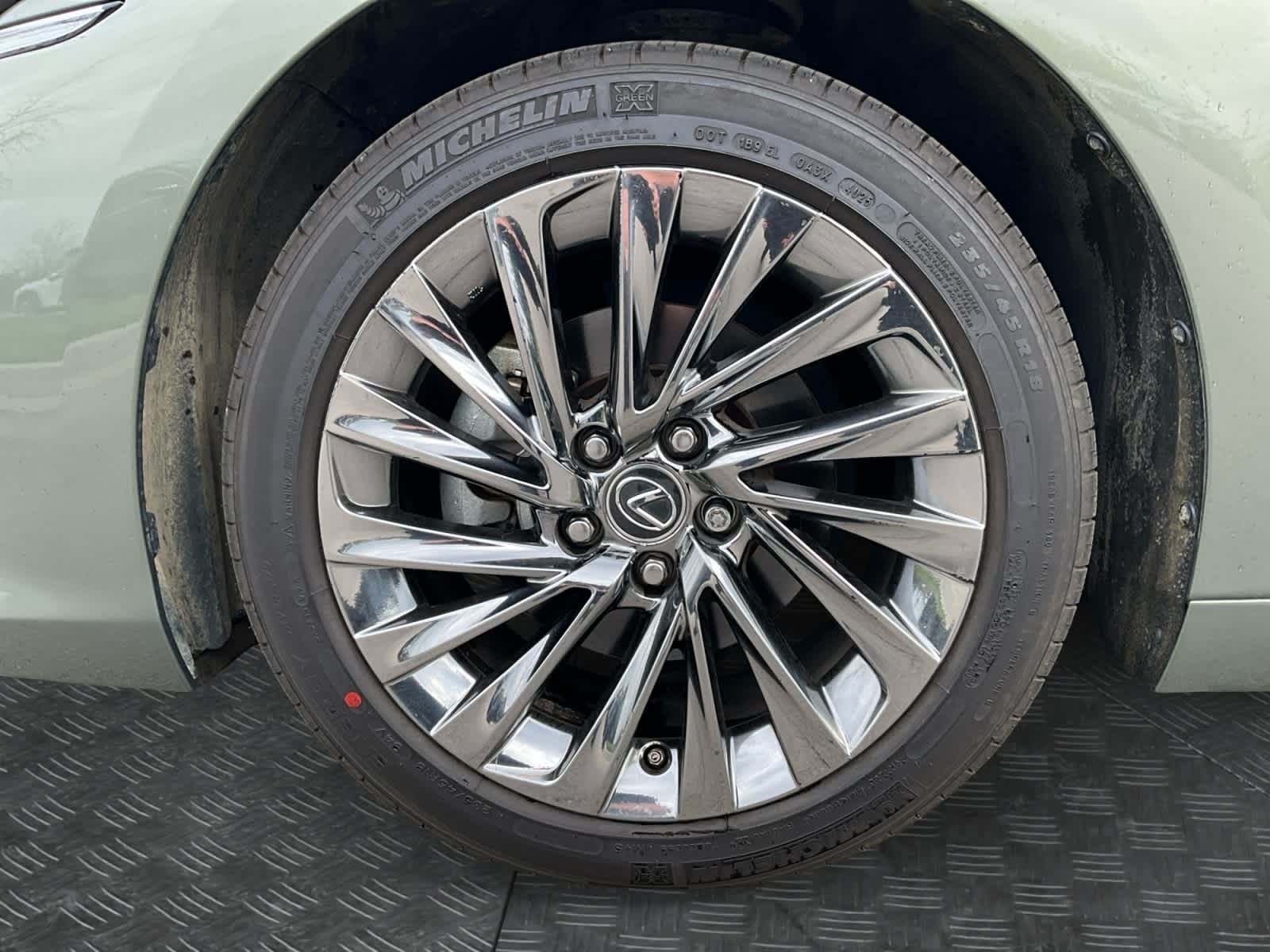 Used 2024 Lexus ES 350 Sedan