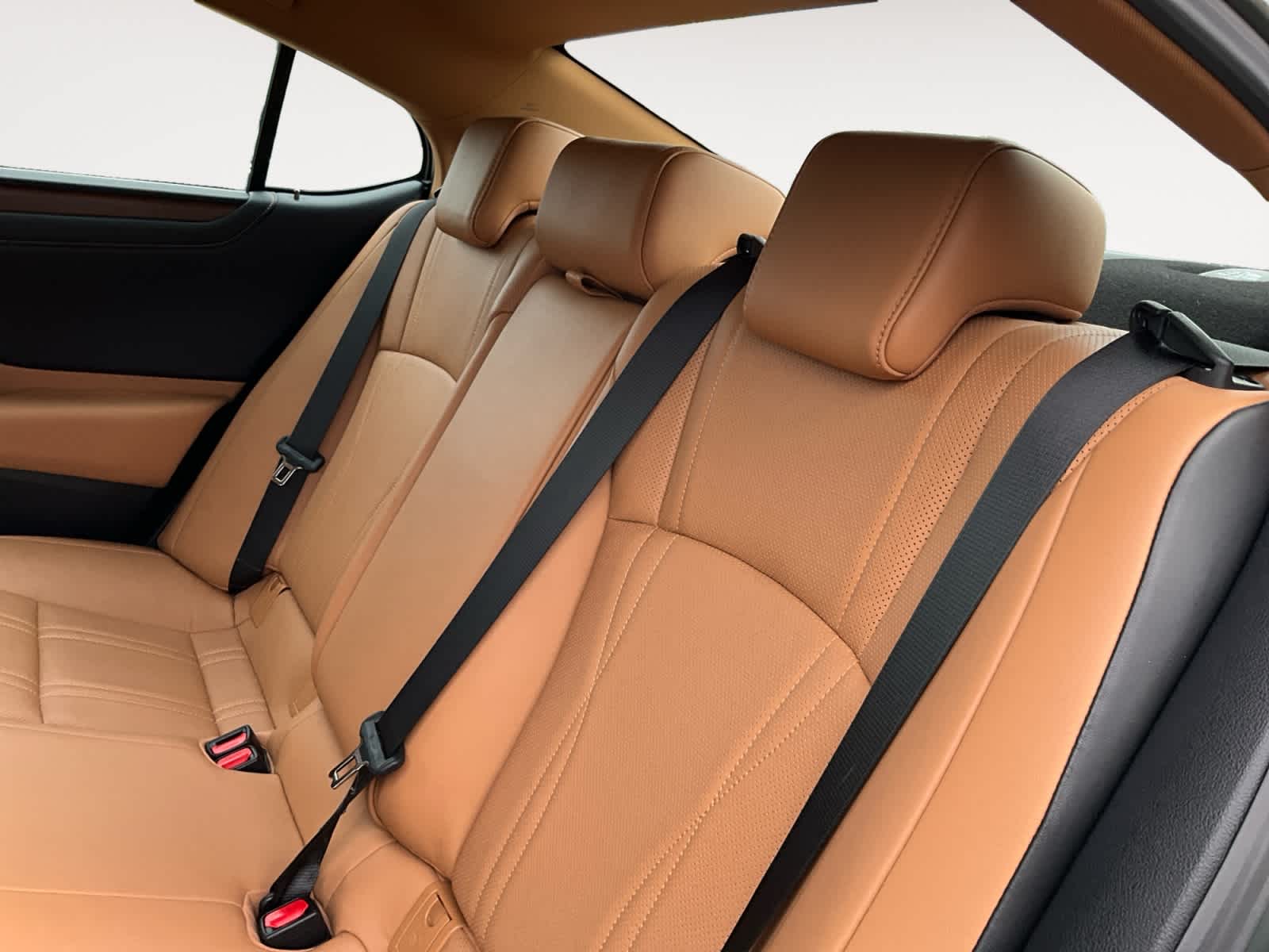 Used 2024 Lexus ES 350 Sedan