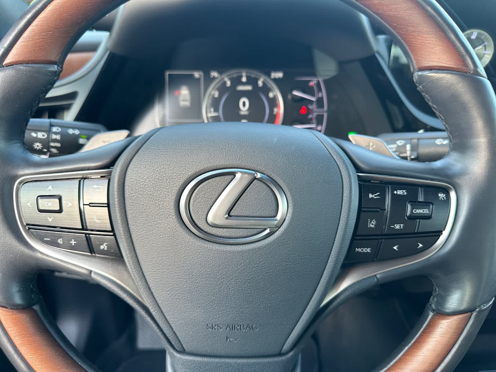 Used 2024 Lexus ES 350 Sedan