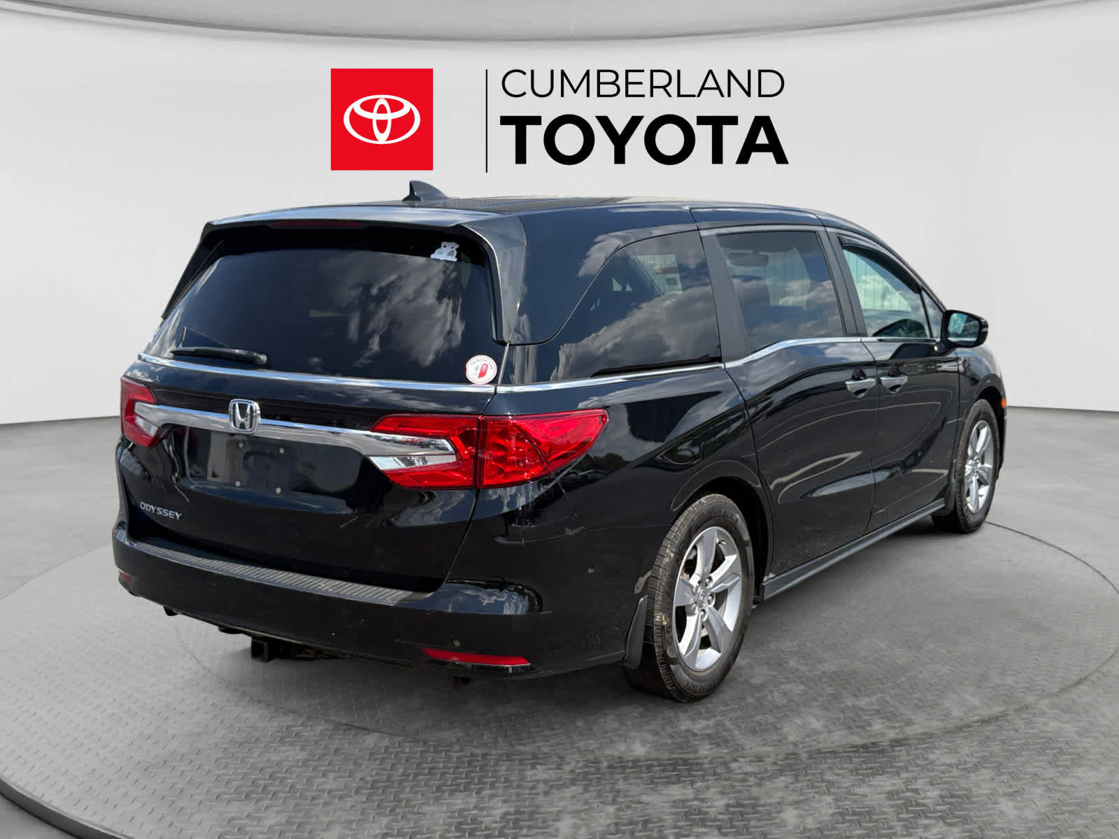 Used 2018 Honda Odyssey Van
