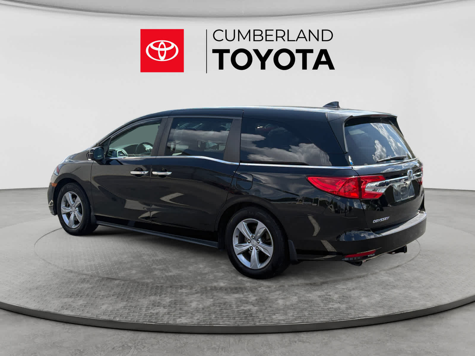 Used 2018 Honda Odyssey Van