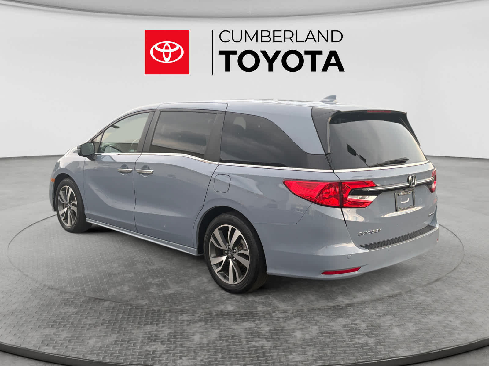 Used 2023 Honda Odyssey Van