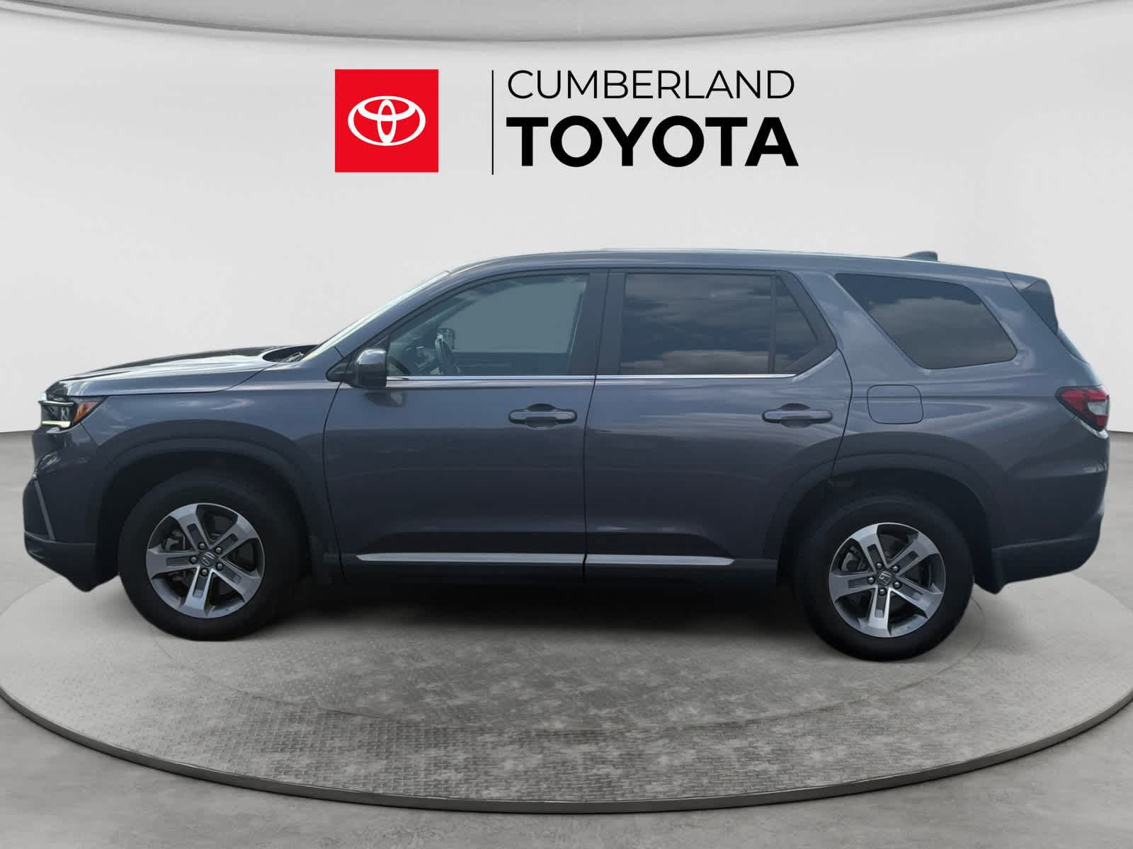 Used 2025 Honda Pilot SUV