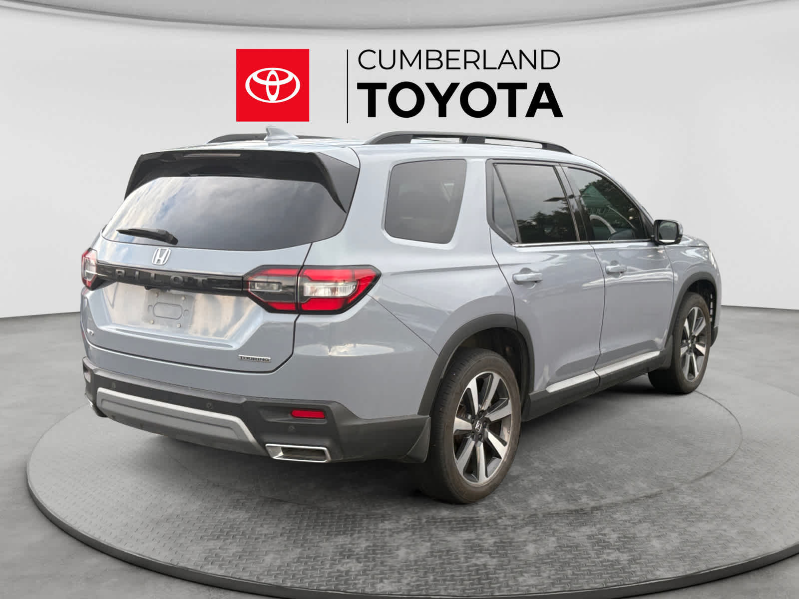 Used 2025 Honda Pilot SUV