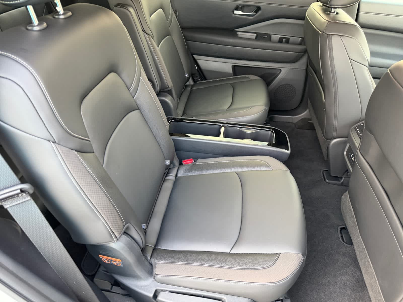 Used 2025 Nissan Pathfinder SUV