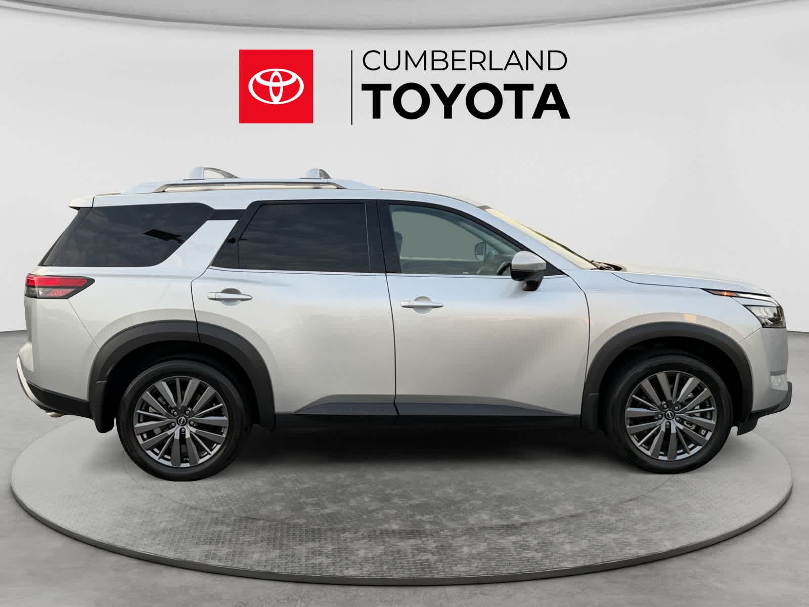 Used 2025 Nissan Pathfinder SUV