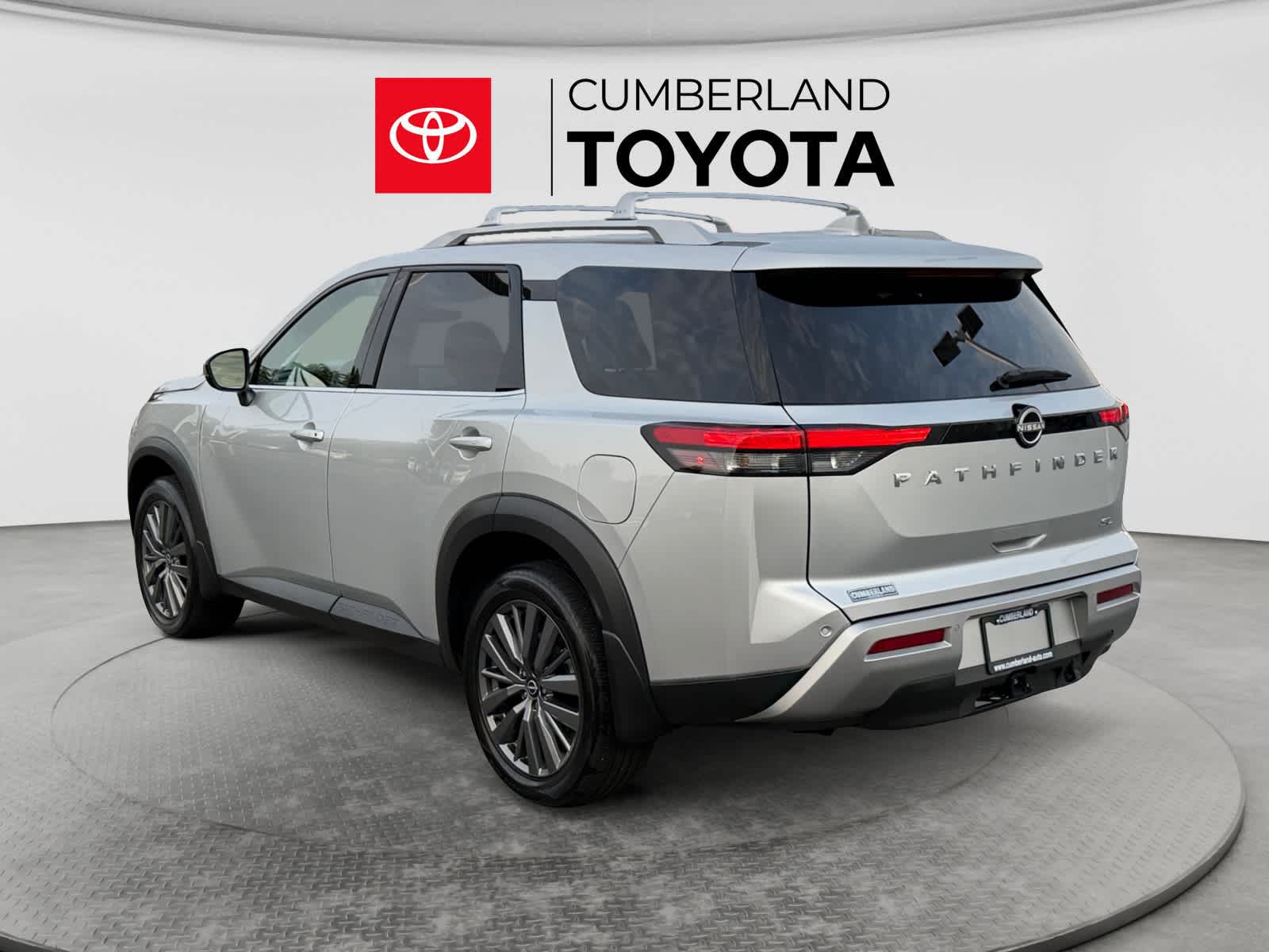 Used 2025 Nissan Pathfinder SUV