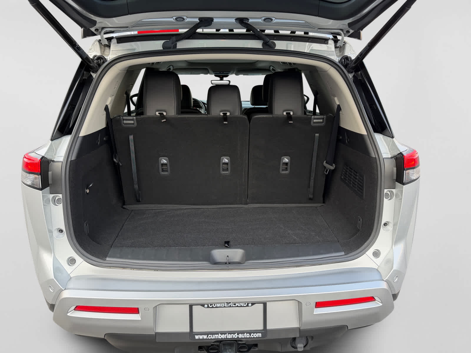 Used 2025 Nissan Pathfinder SUV
