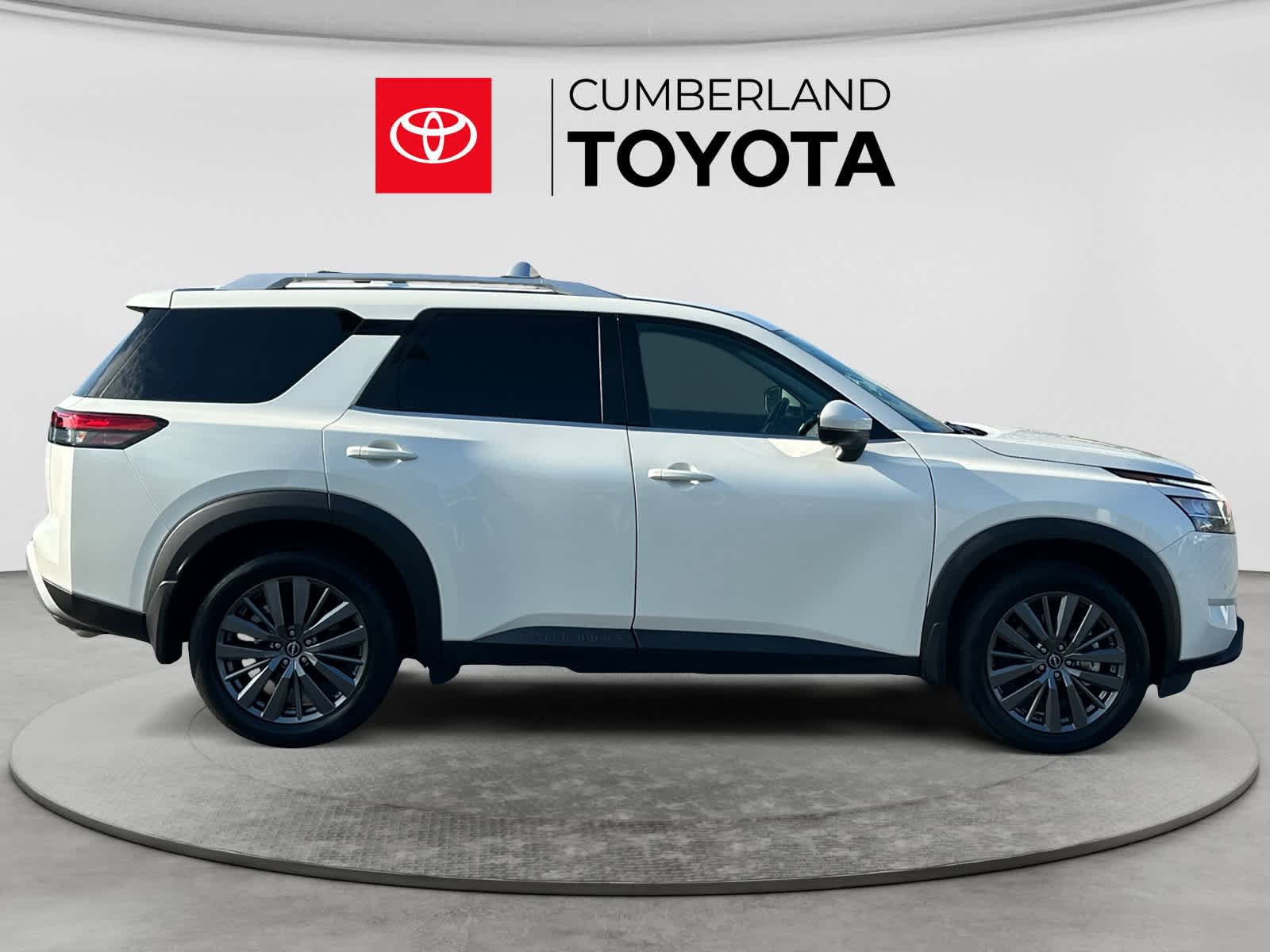 Used 2023 Nissan Pathfinder SUV